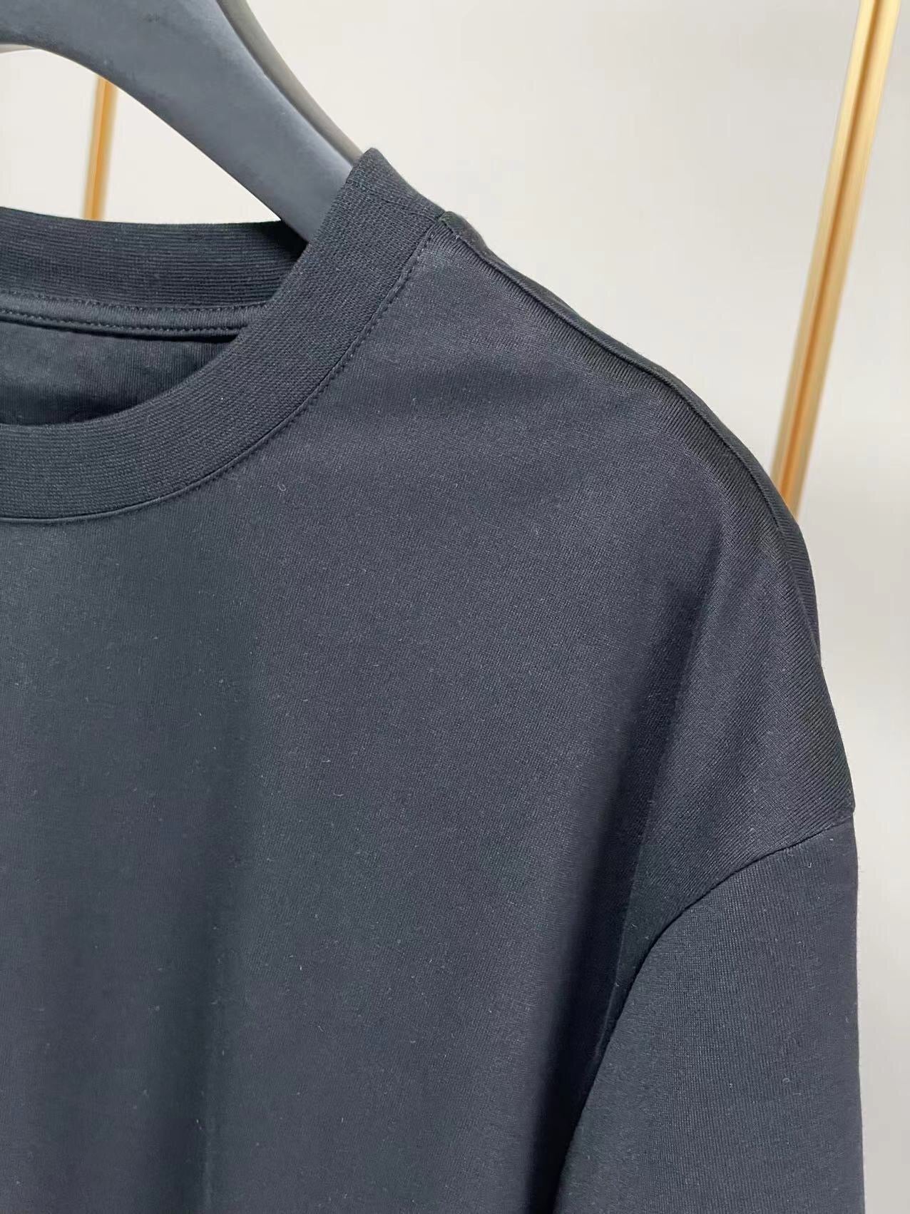 Givenchy T-shirt