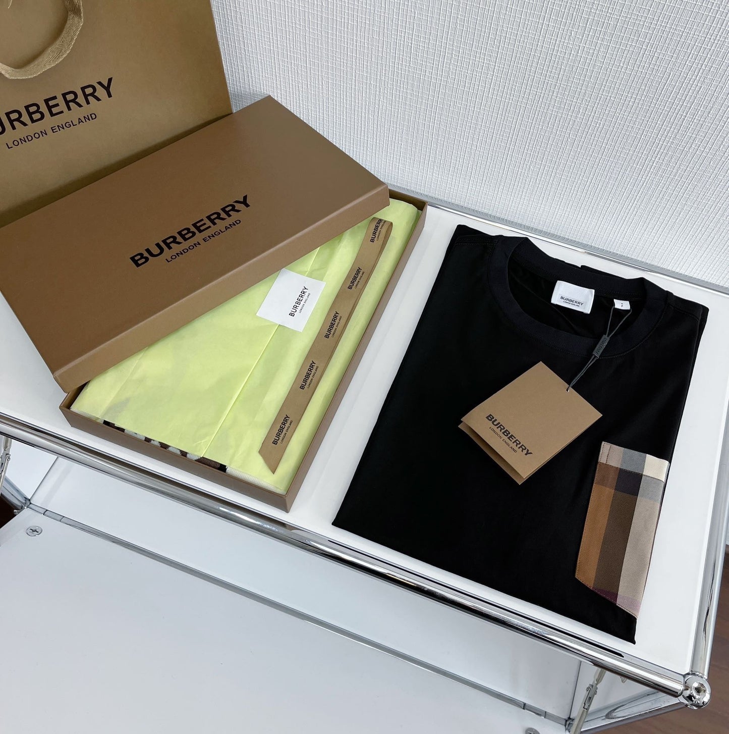 Burberry T-shirt