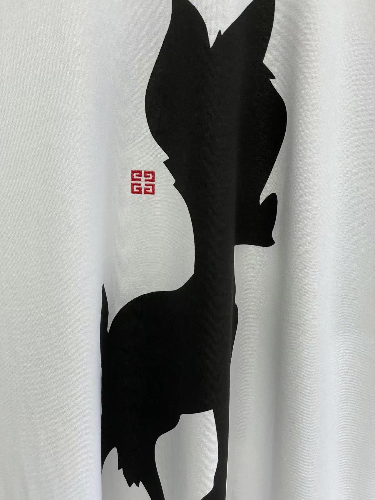 Givenchy T-shirt
