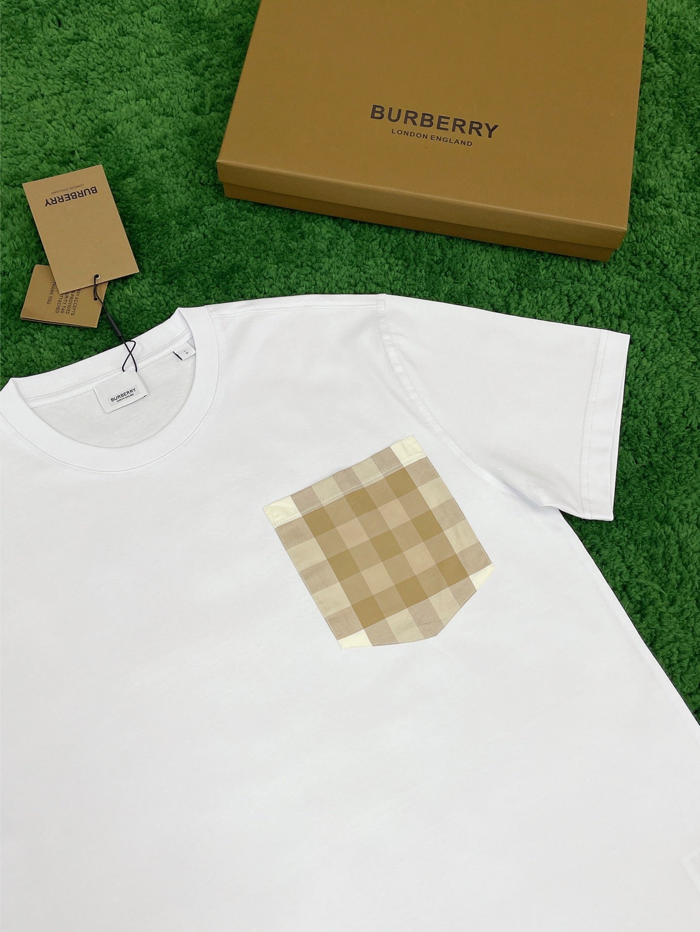 Burberry T-shirt