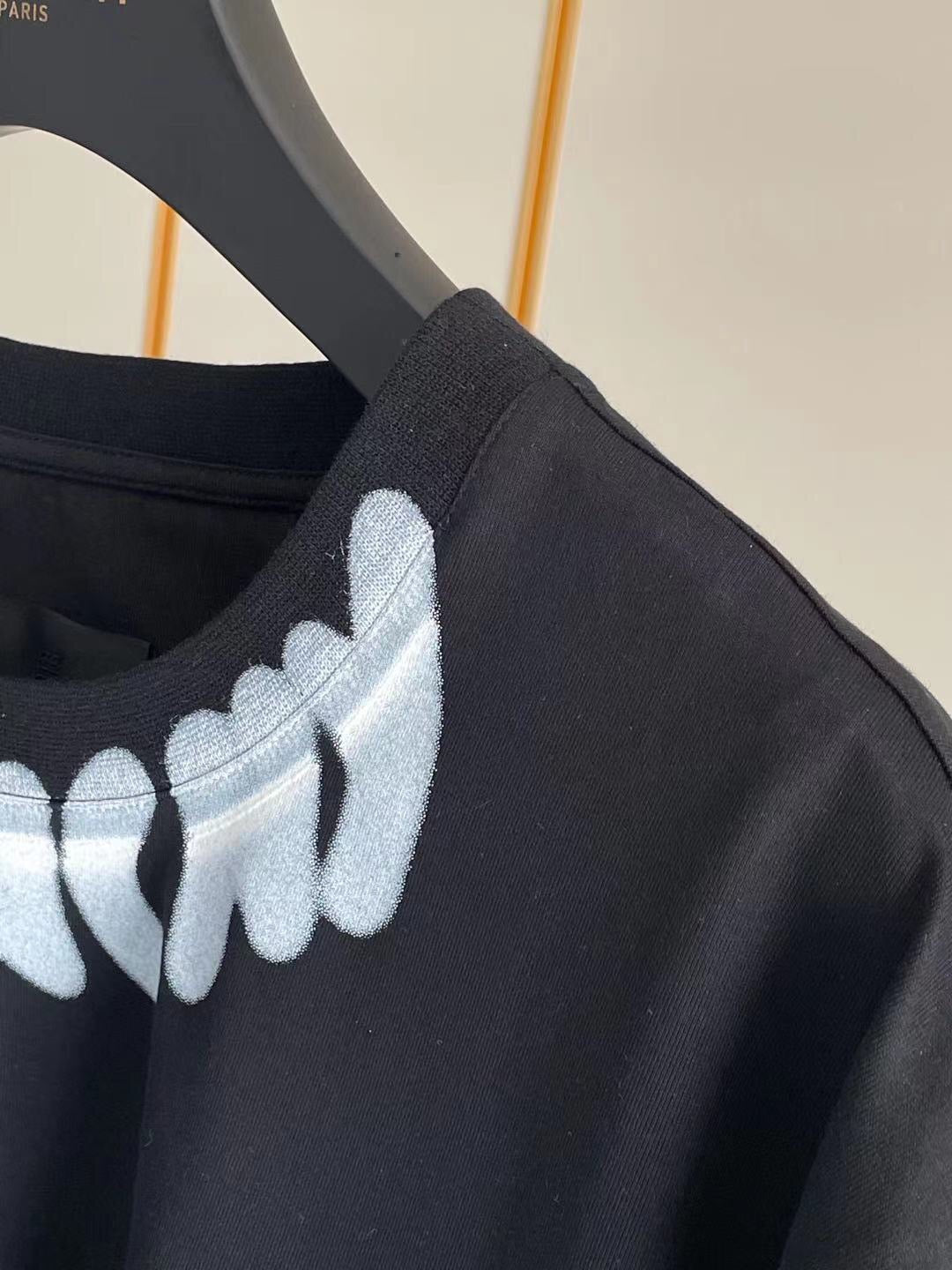 Givenchy T-shirt