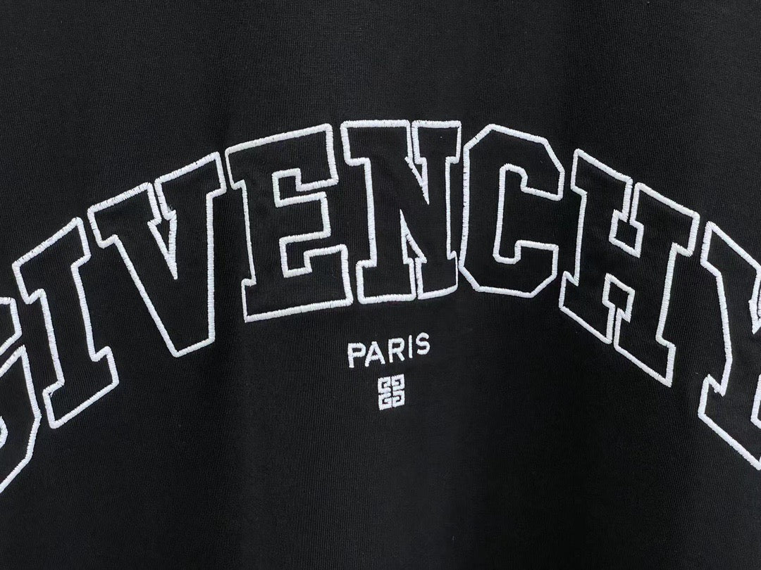 Givenchy T-shirt