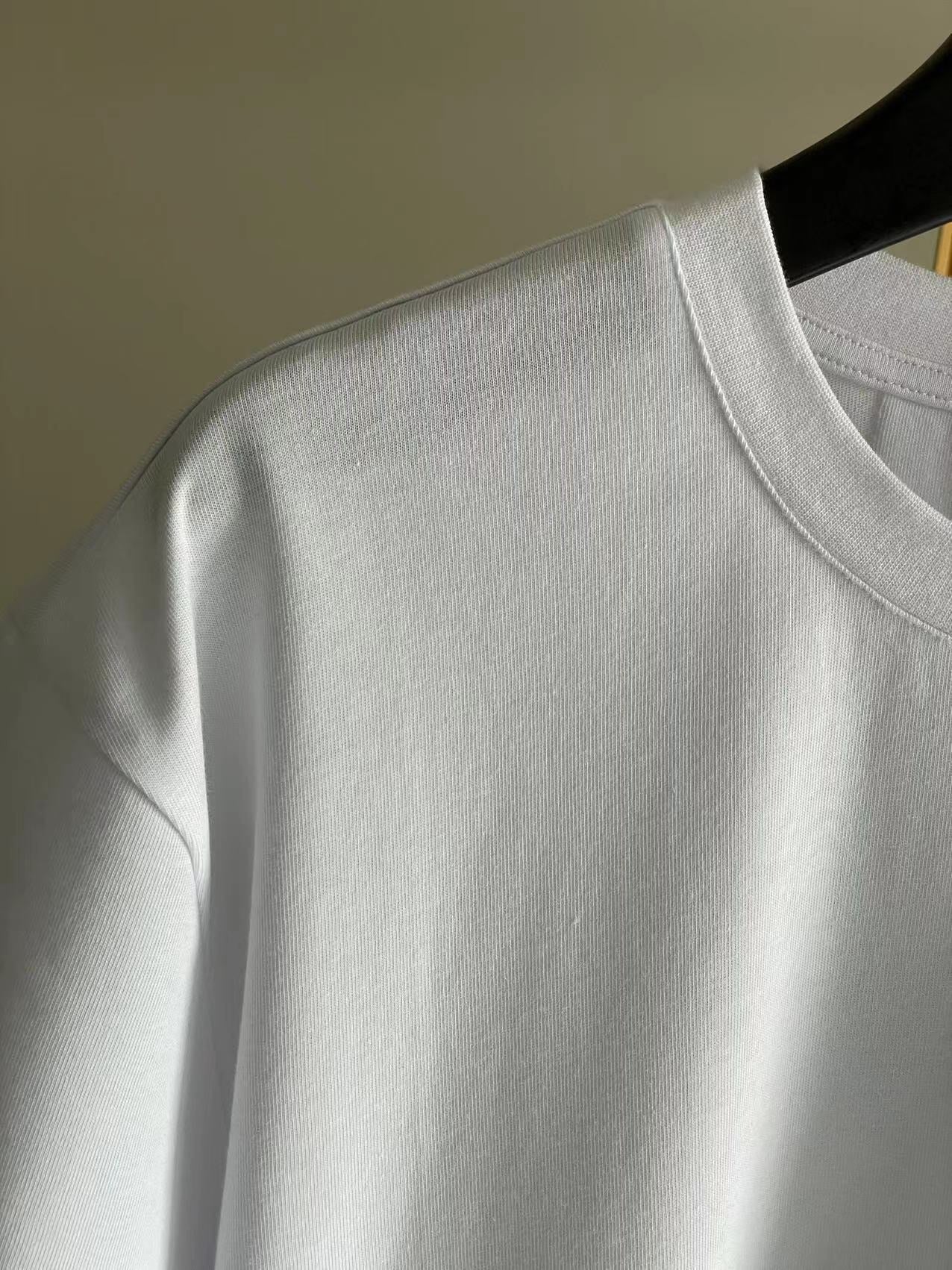 Givenchy T-shirt