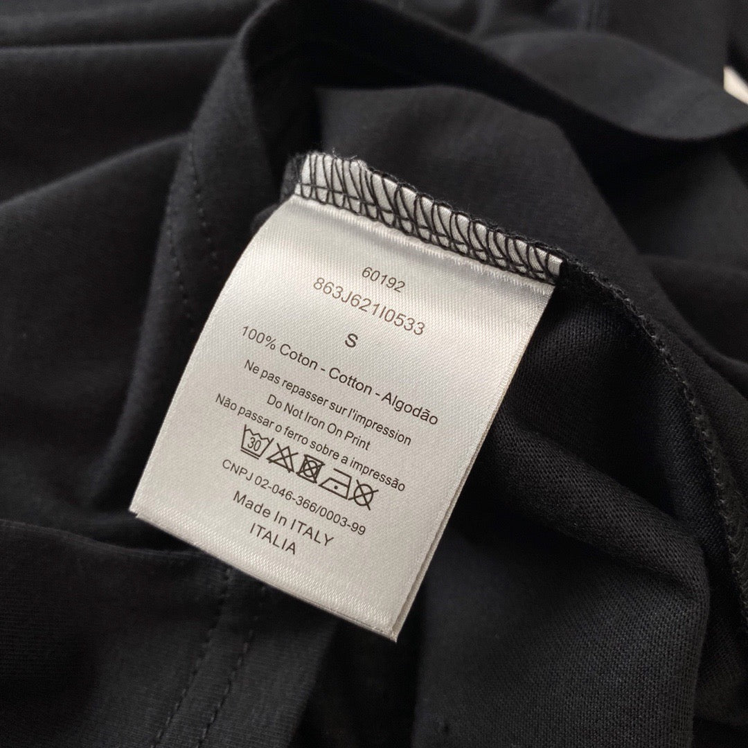 Dior T-shirt