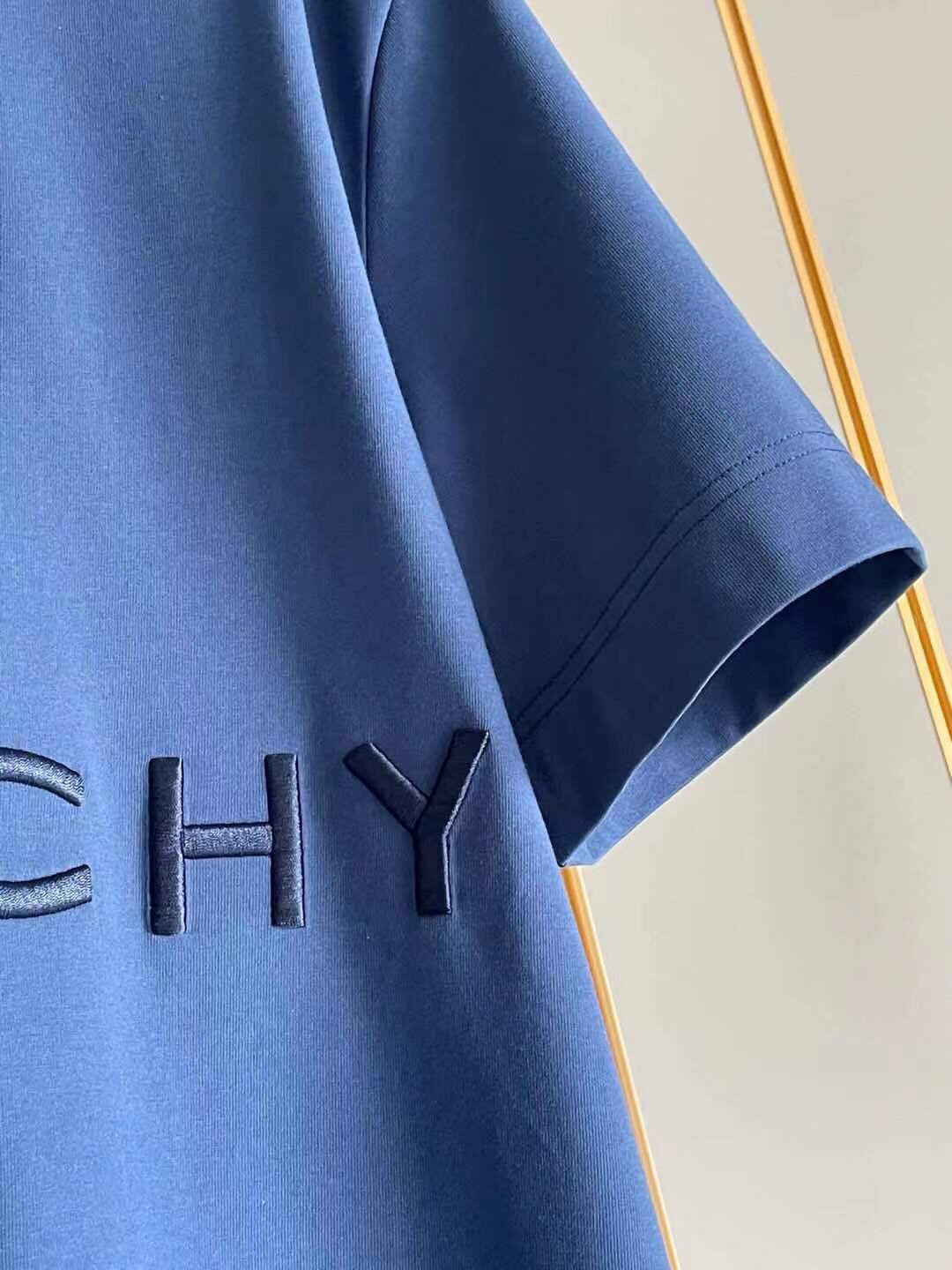 Givenchy T-shirt