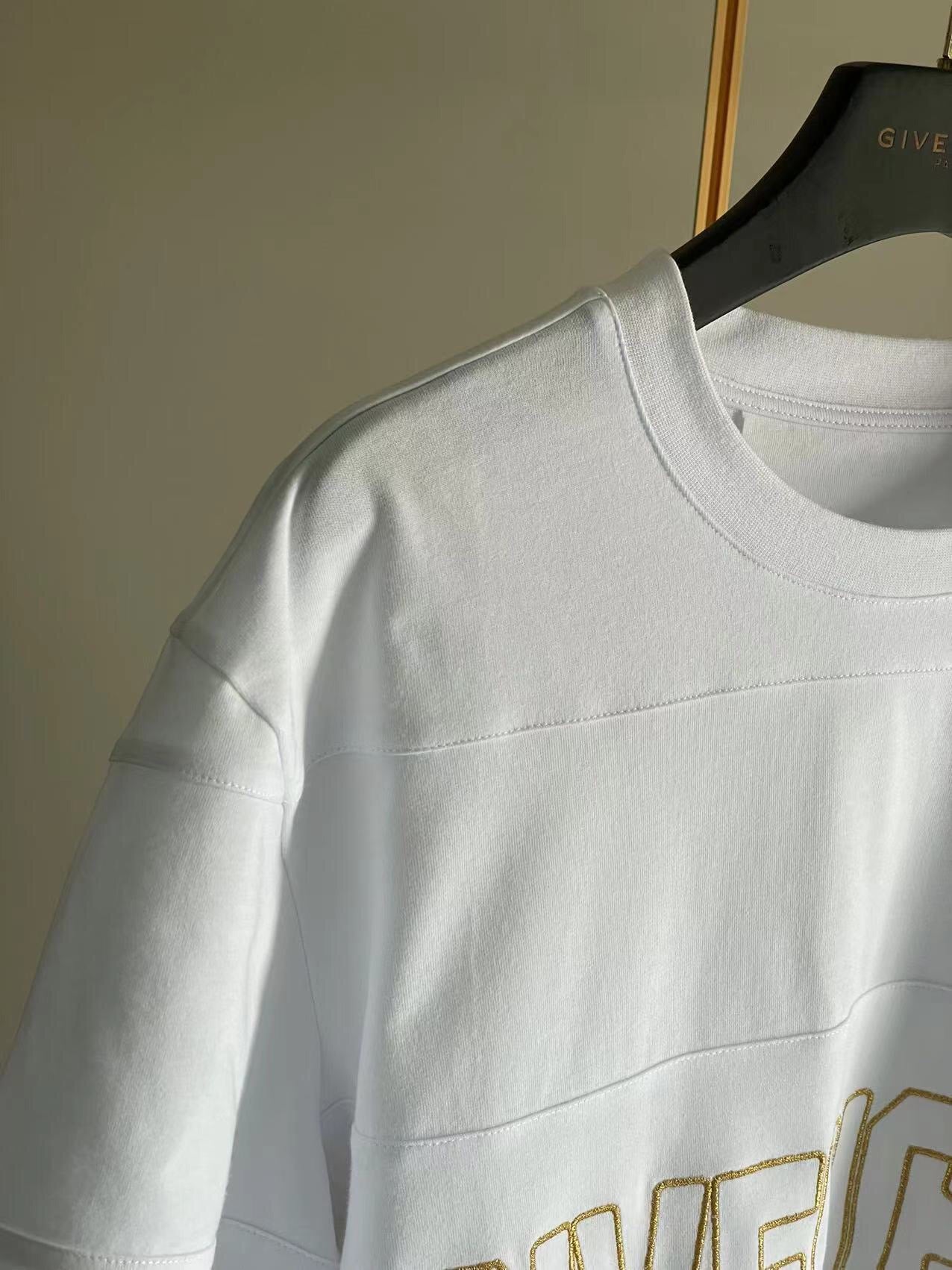 Givenchy T-shirt