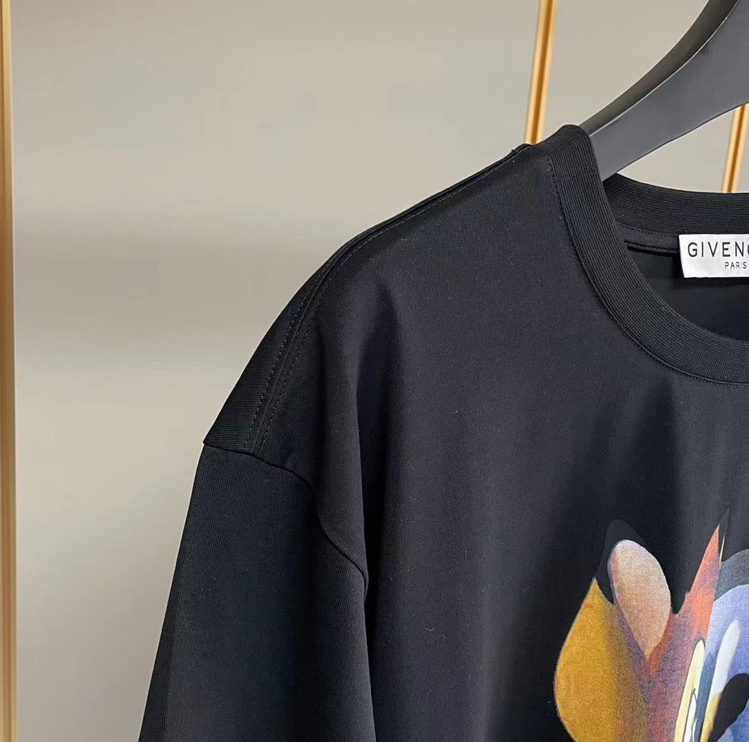 Givenchy T-shirt