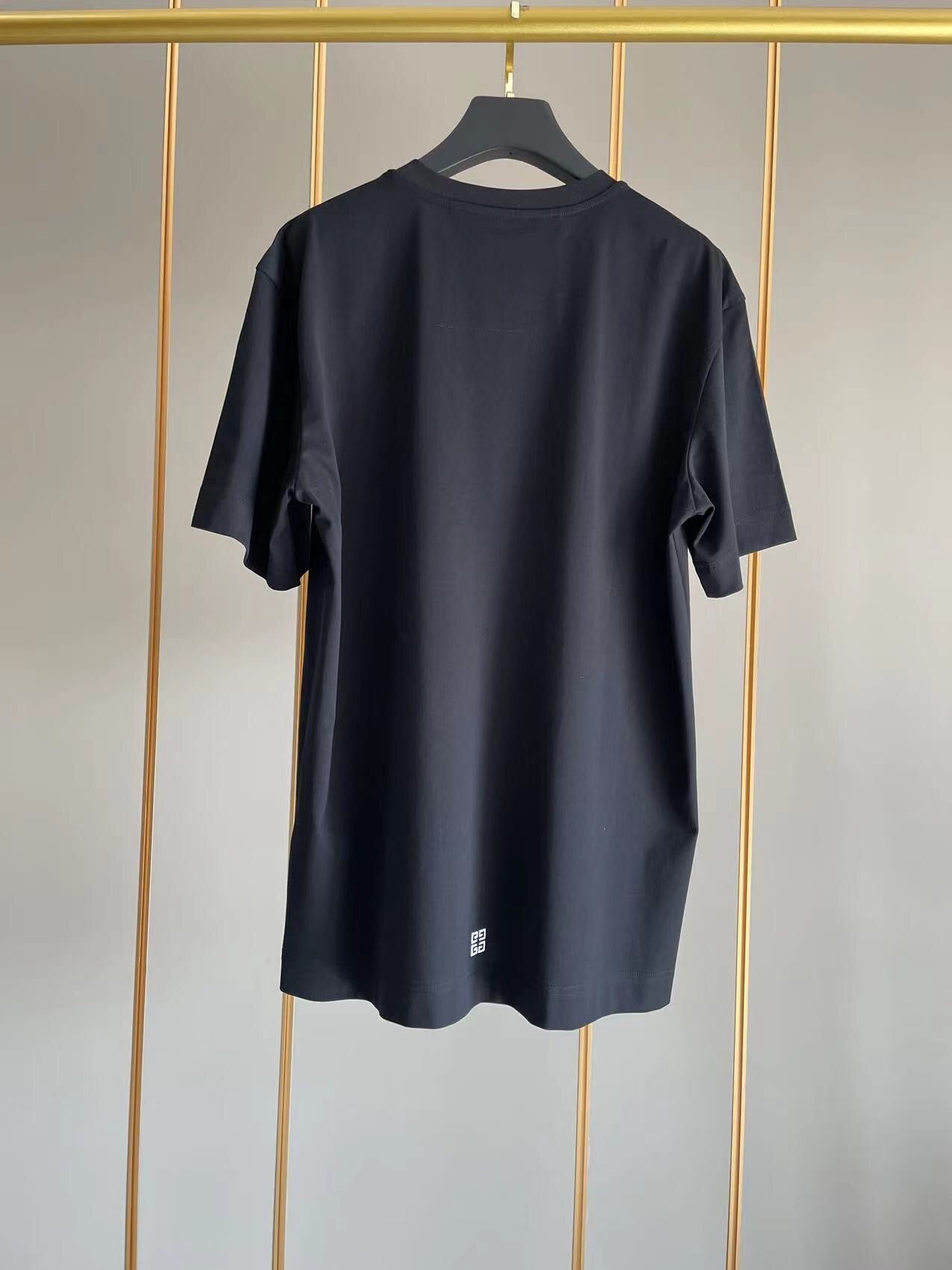 Givenchy T-shirt