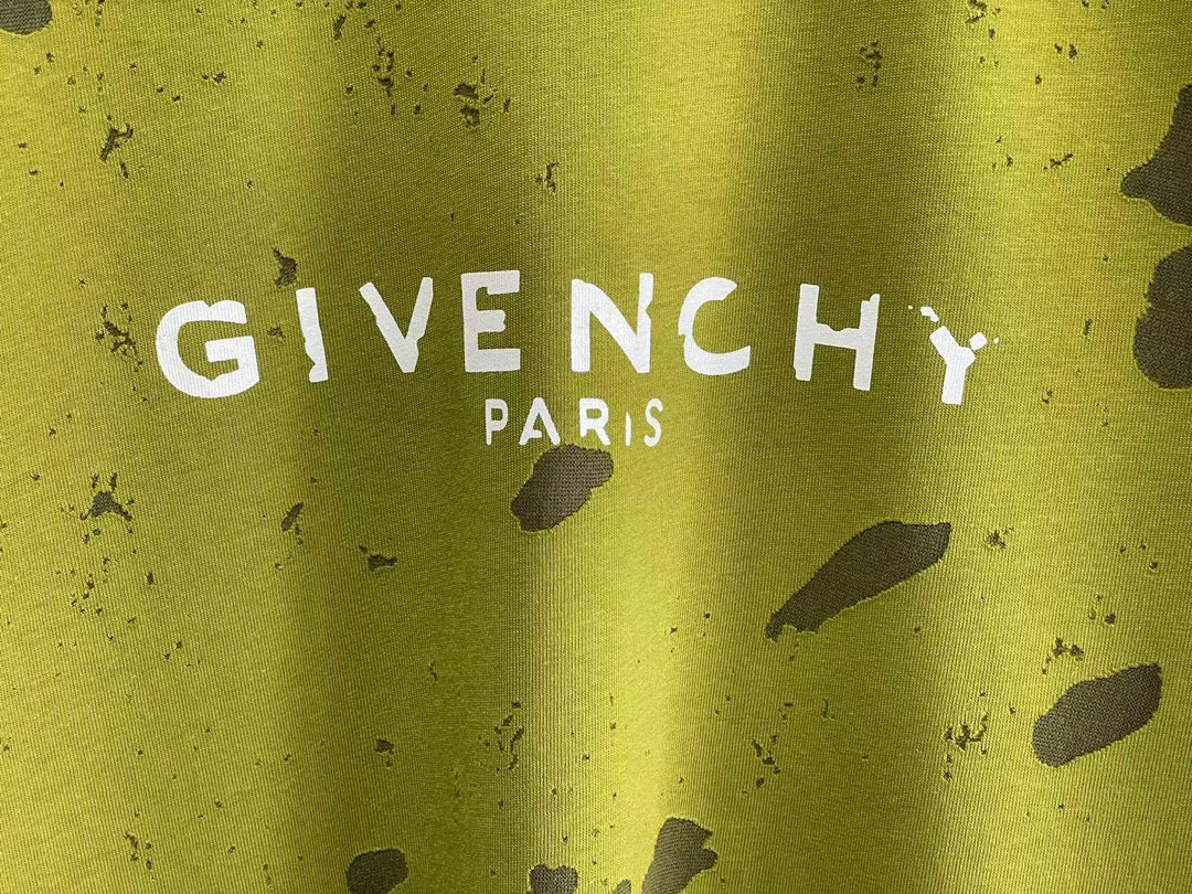 Givenchy T-shirt