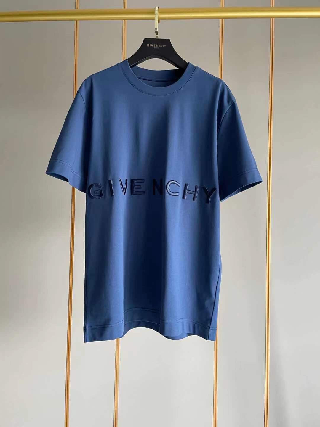 Givenchy T-shirt