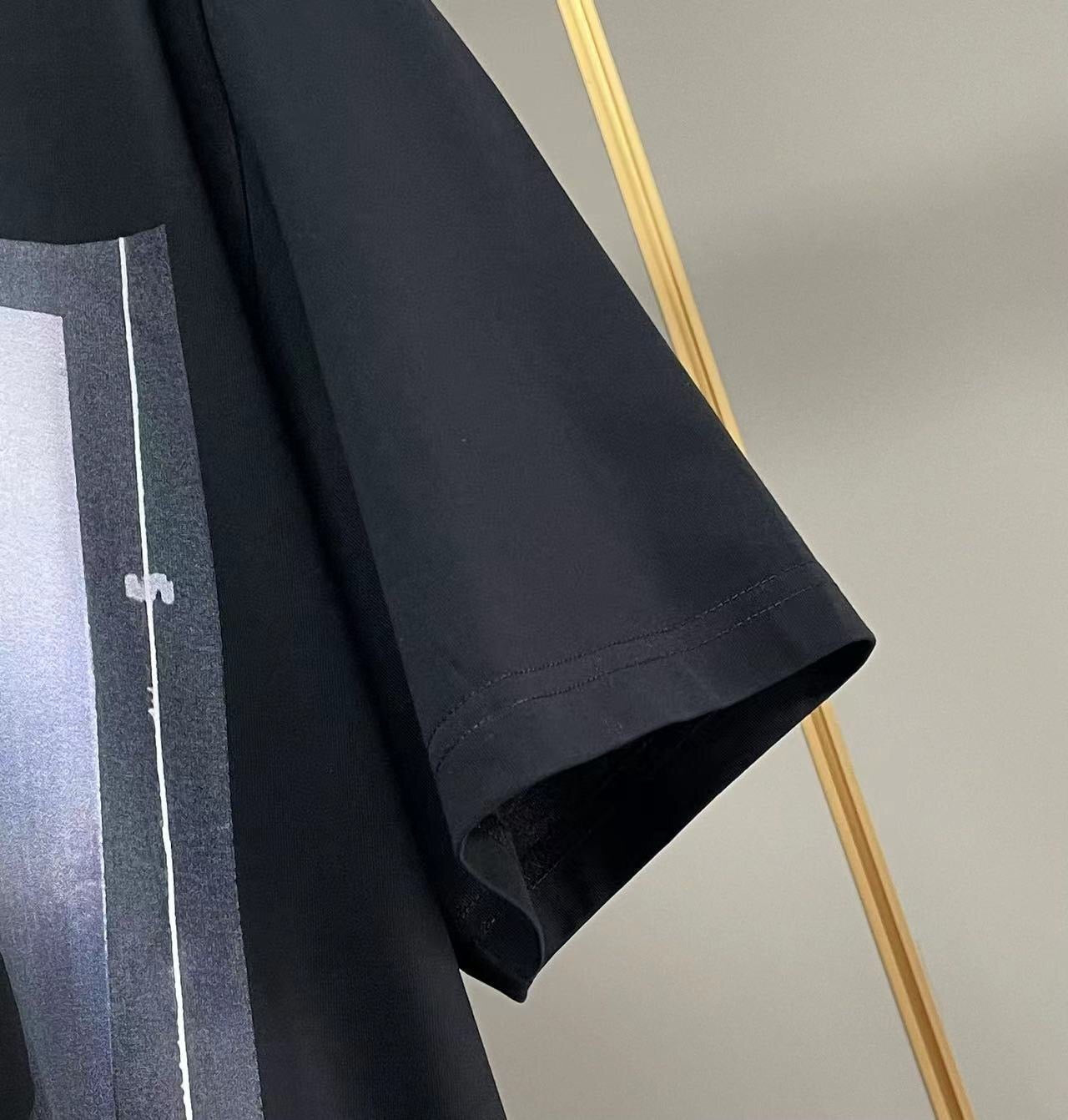 Givenchy T-shirt