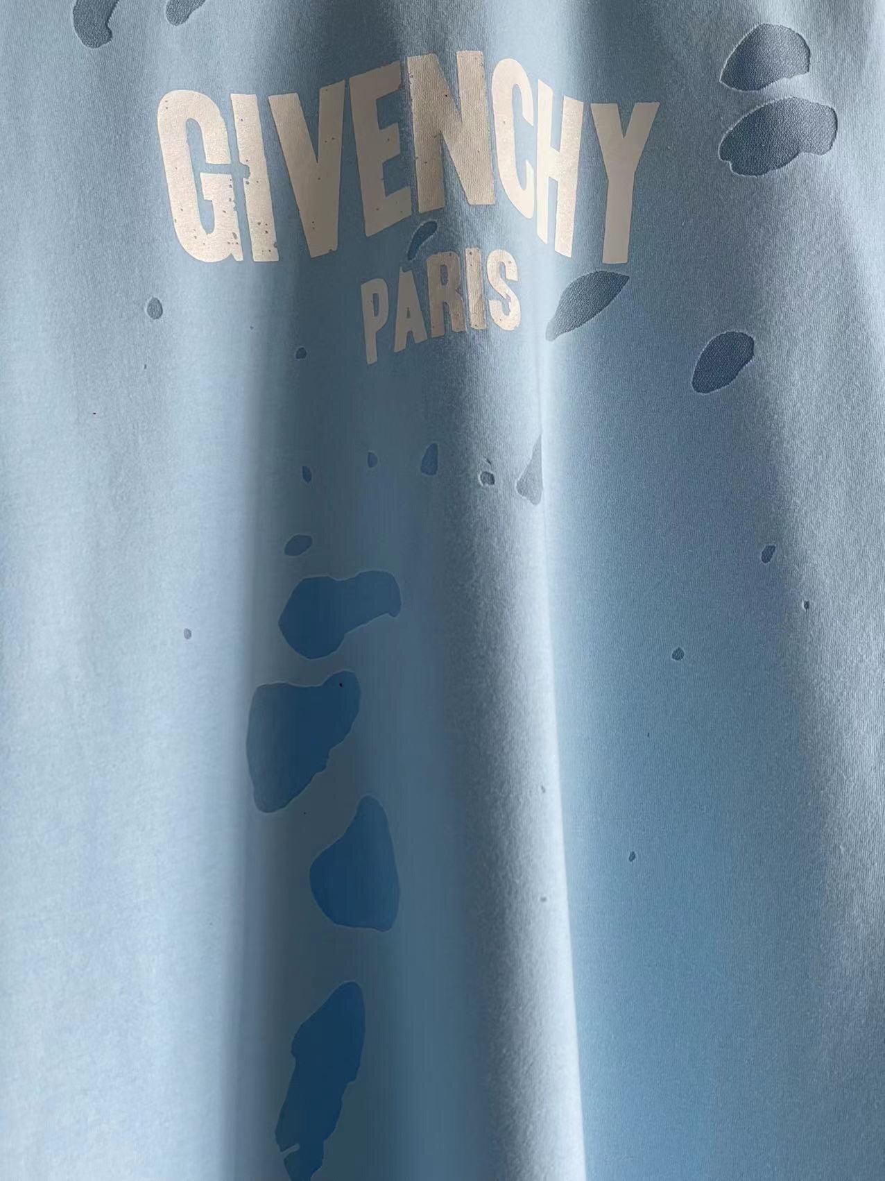 Givenchy T-shirt