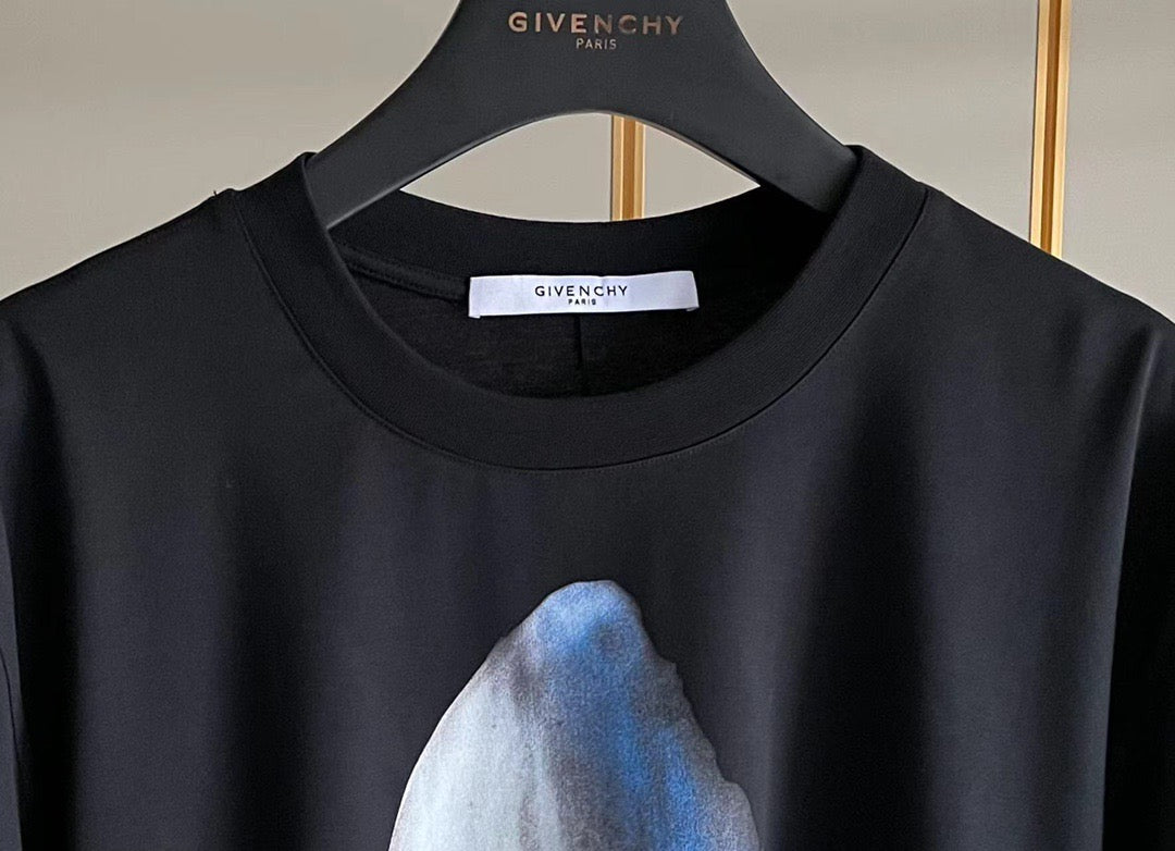 Givenchy T-shirt