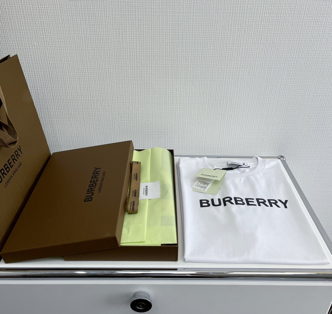 Burberry T-shirt
