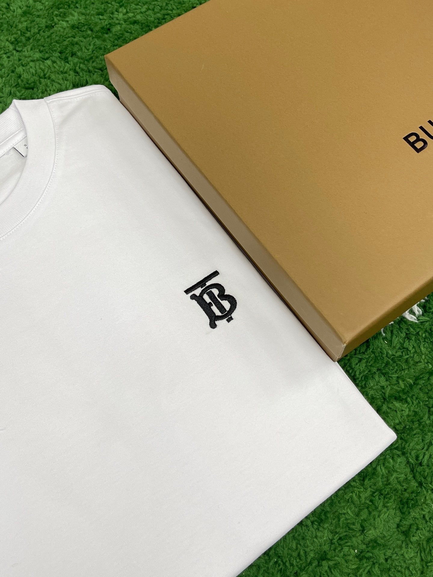 Burberry T-shirt