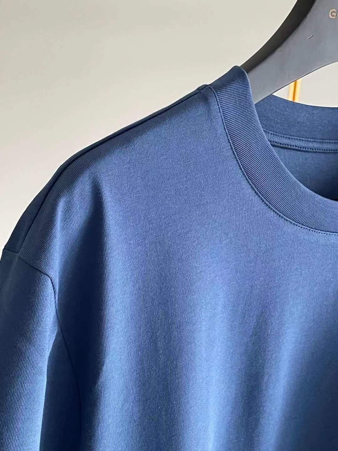 Givenchy T-shirt