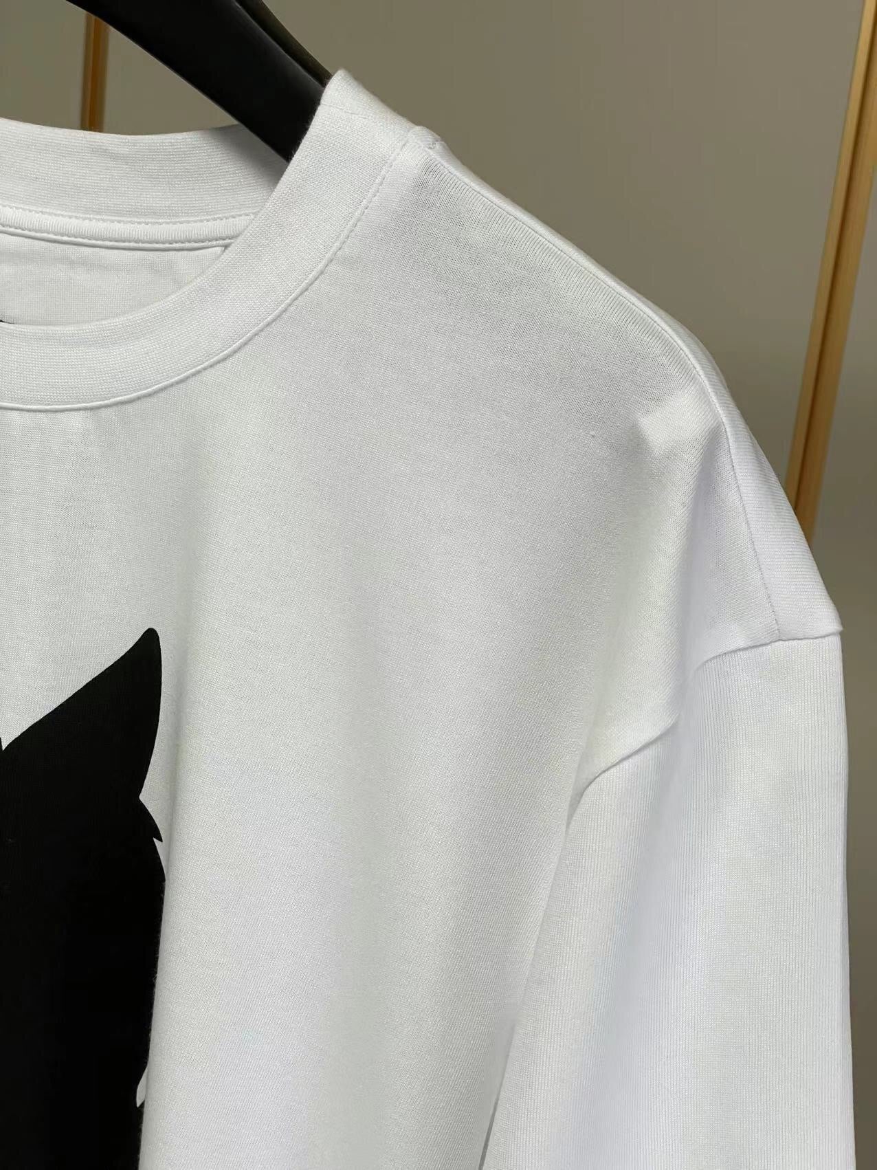 Givenchy T-shirt