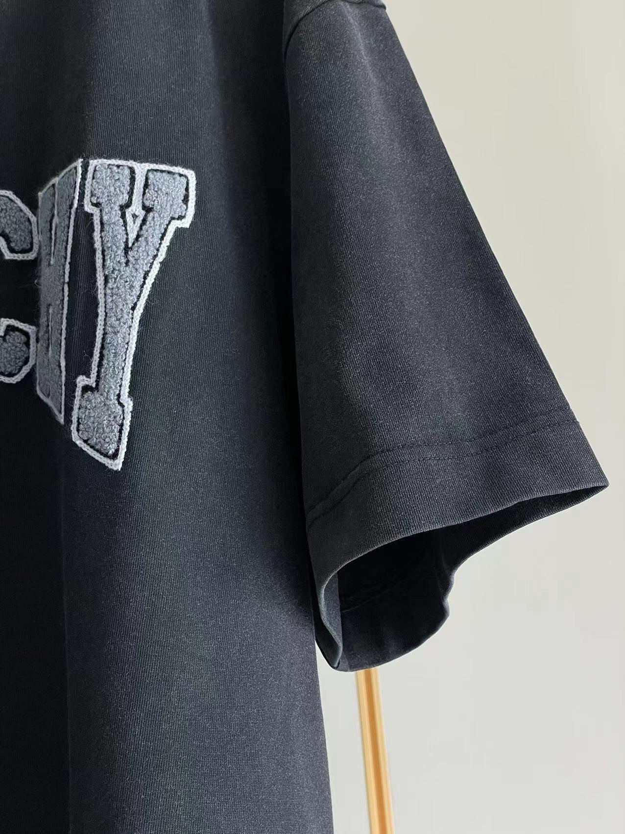 Givenchy T-Shirt