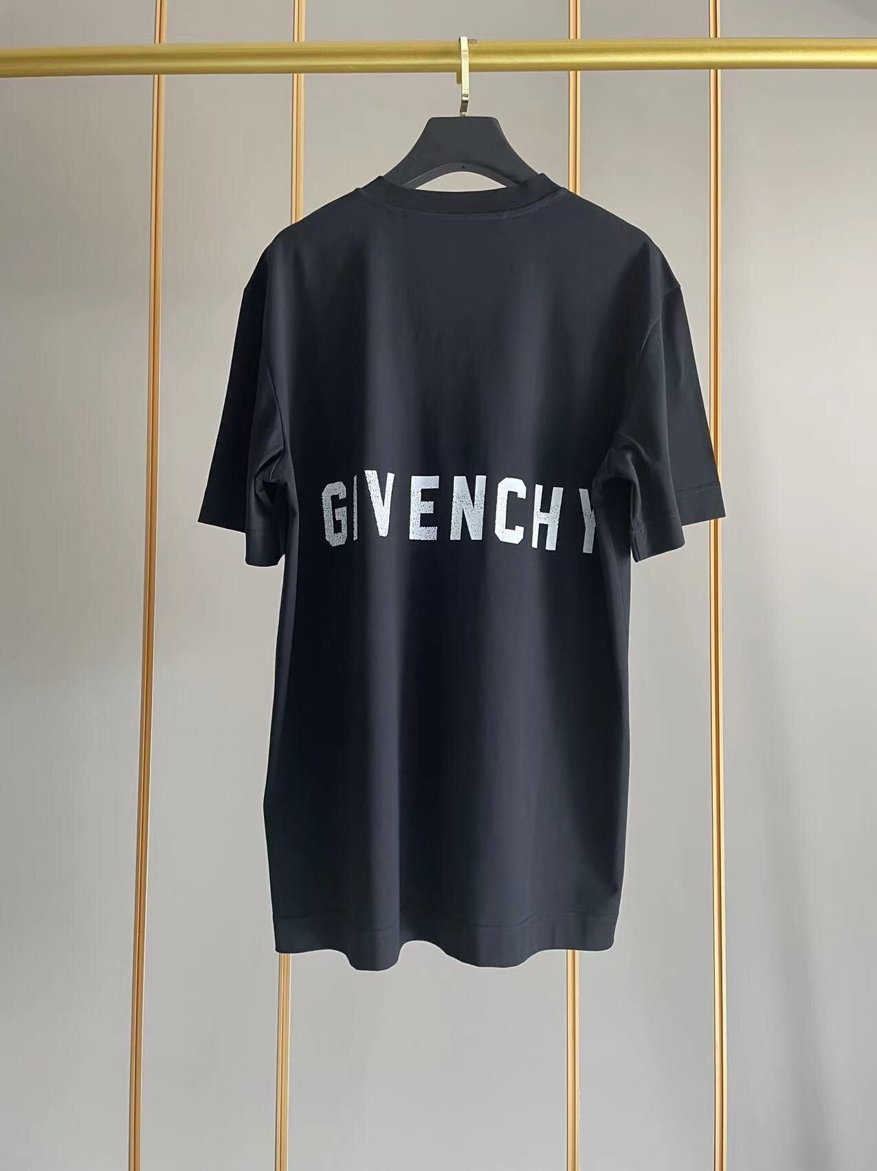 Givenchy T-shirt