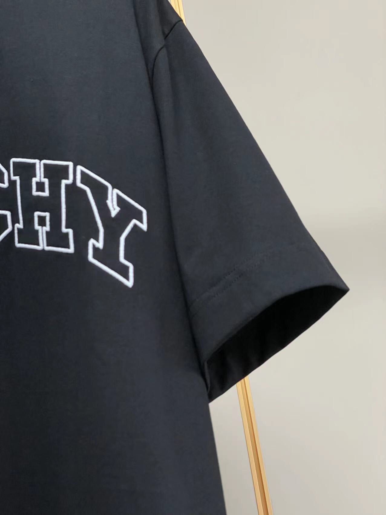 Givenchy T-shirt