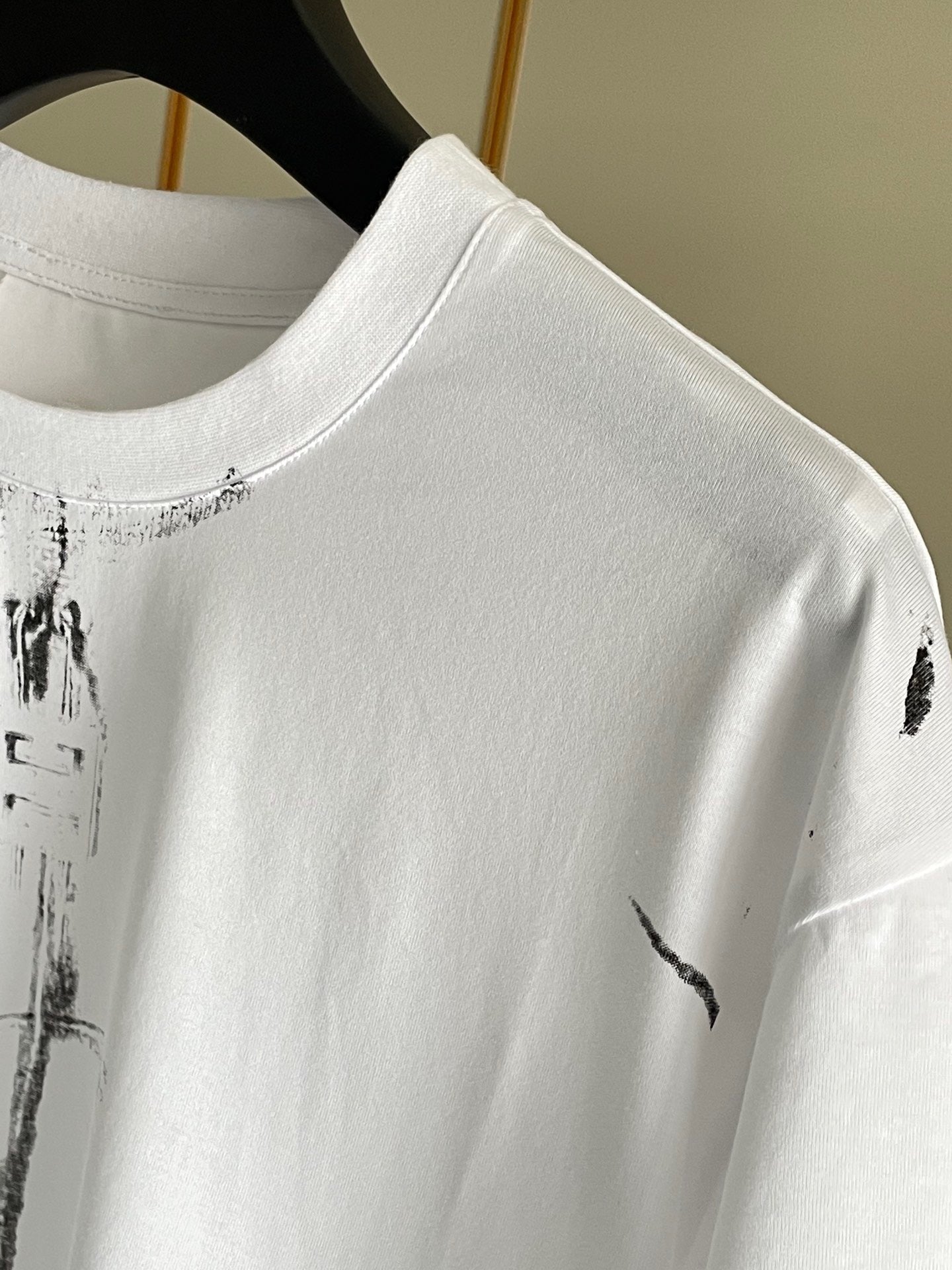 Givenchy T-shirt