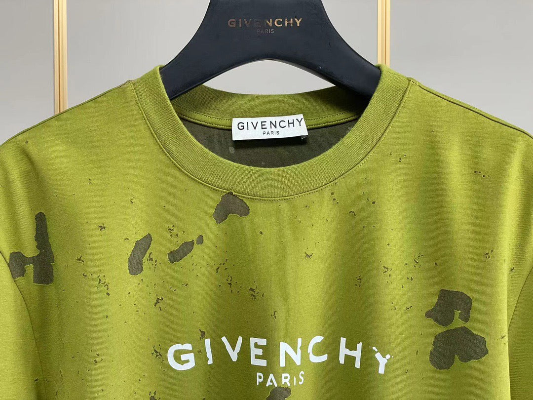 Givenchy T-shirt