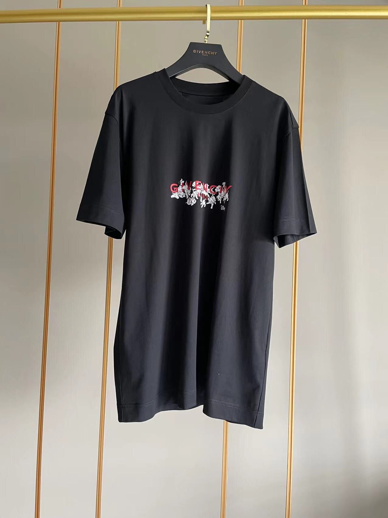 Givenchy T-Shirt