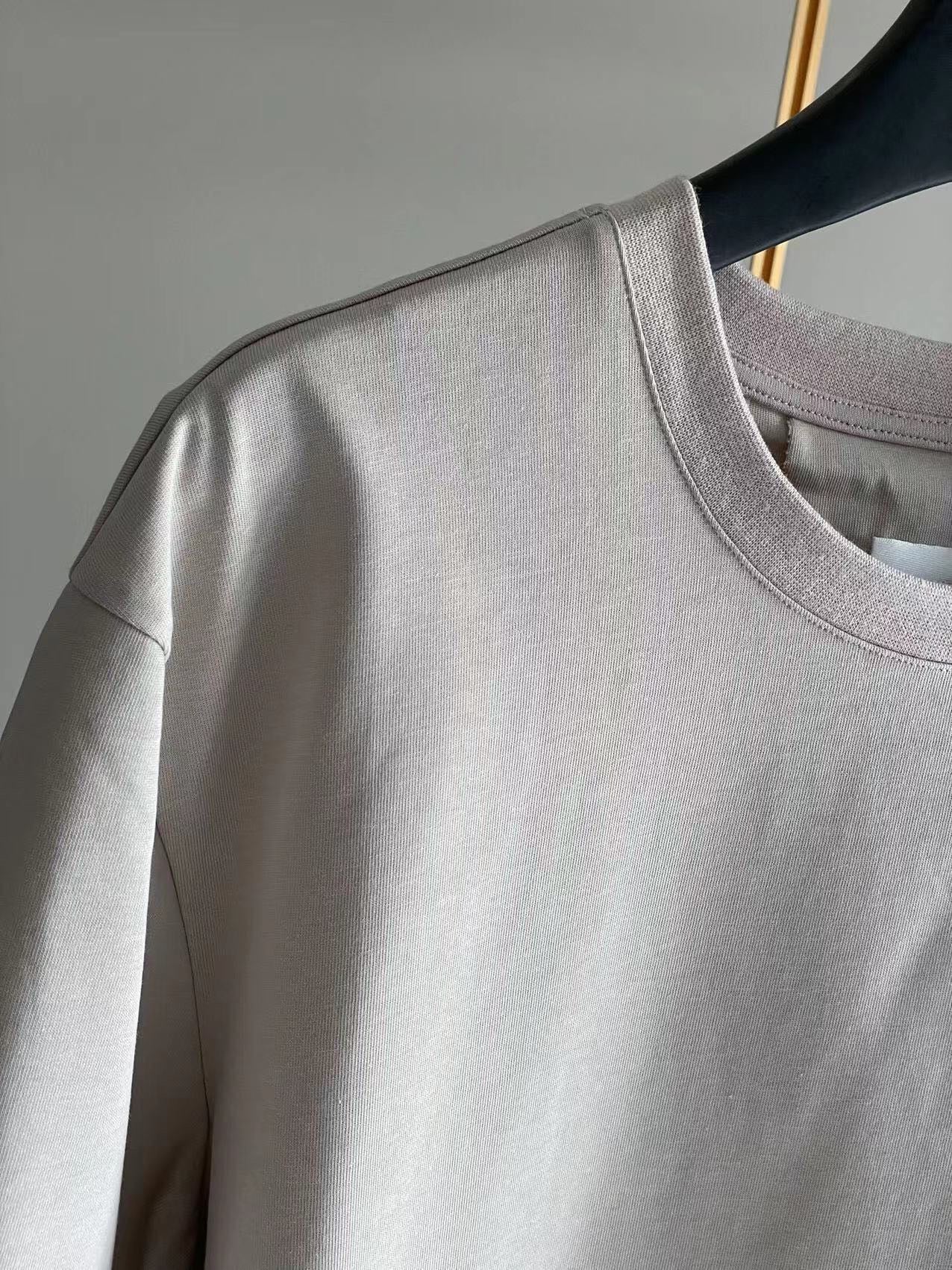Givenchy T-shirt