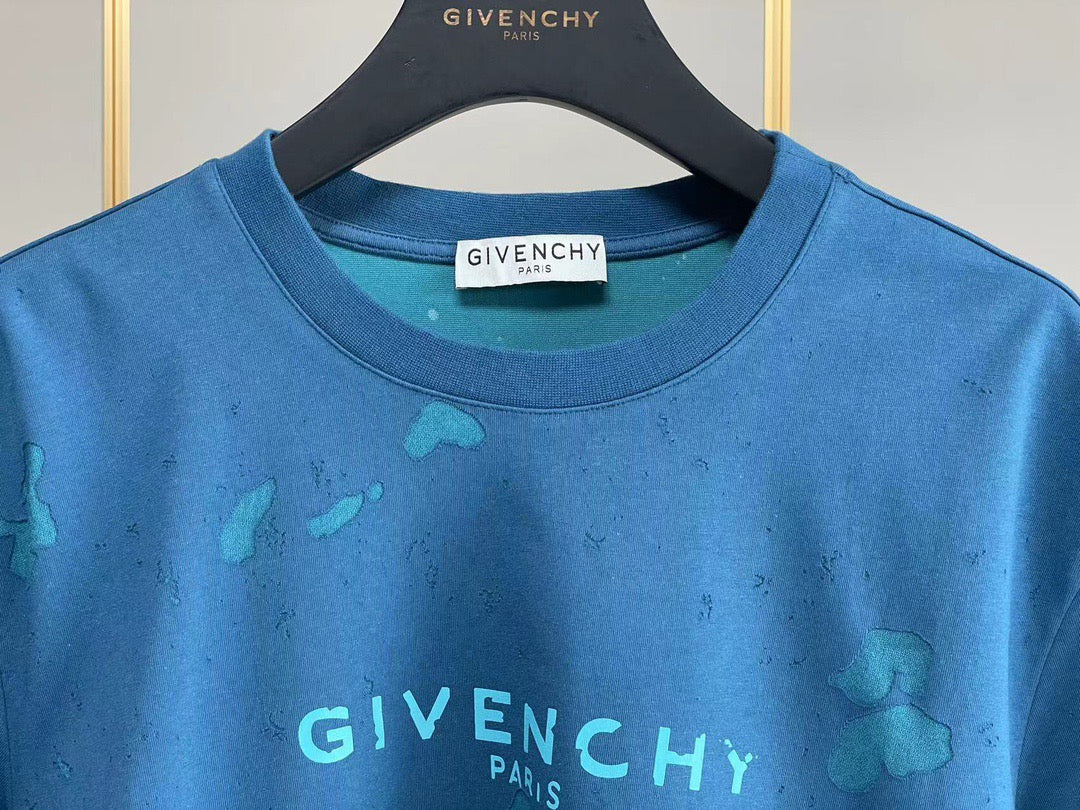 Givenchy T-shirt