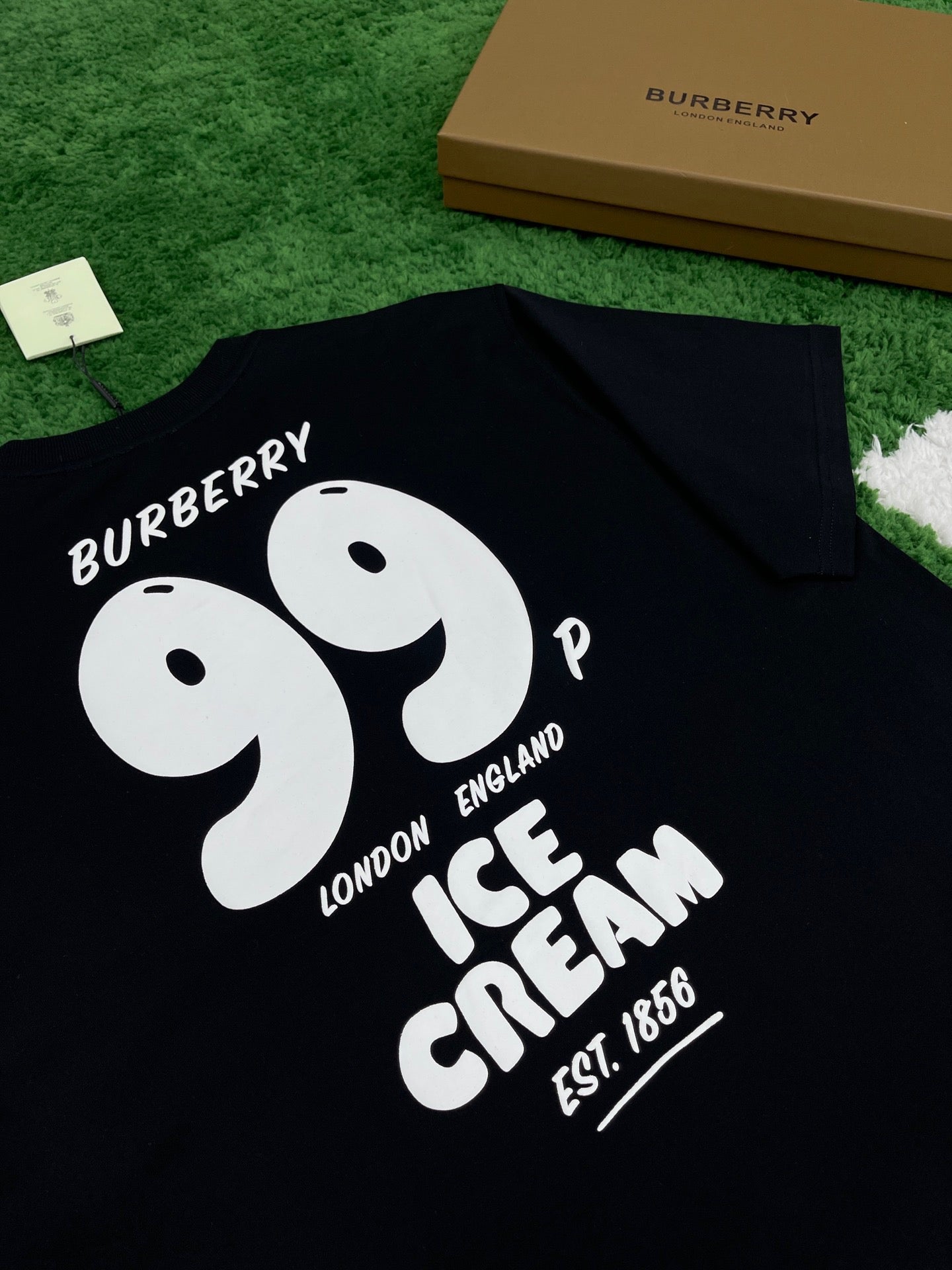 Burberry T-shirt