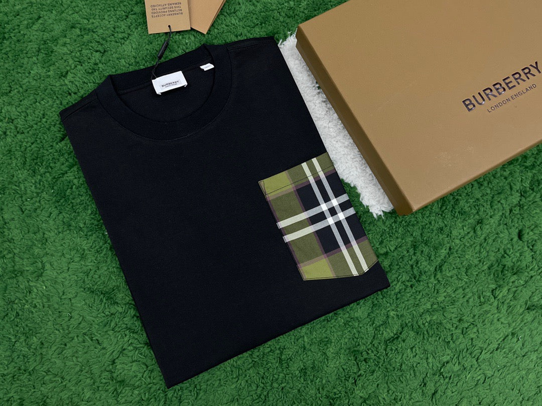 Burberry T-shirt