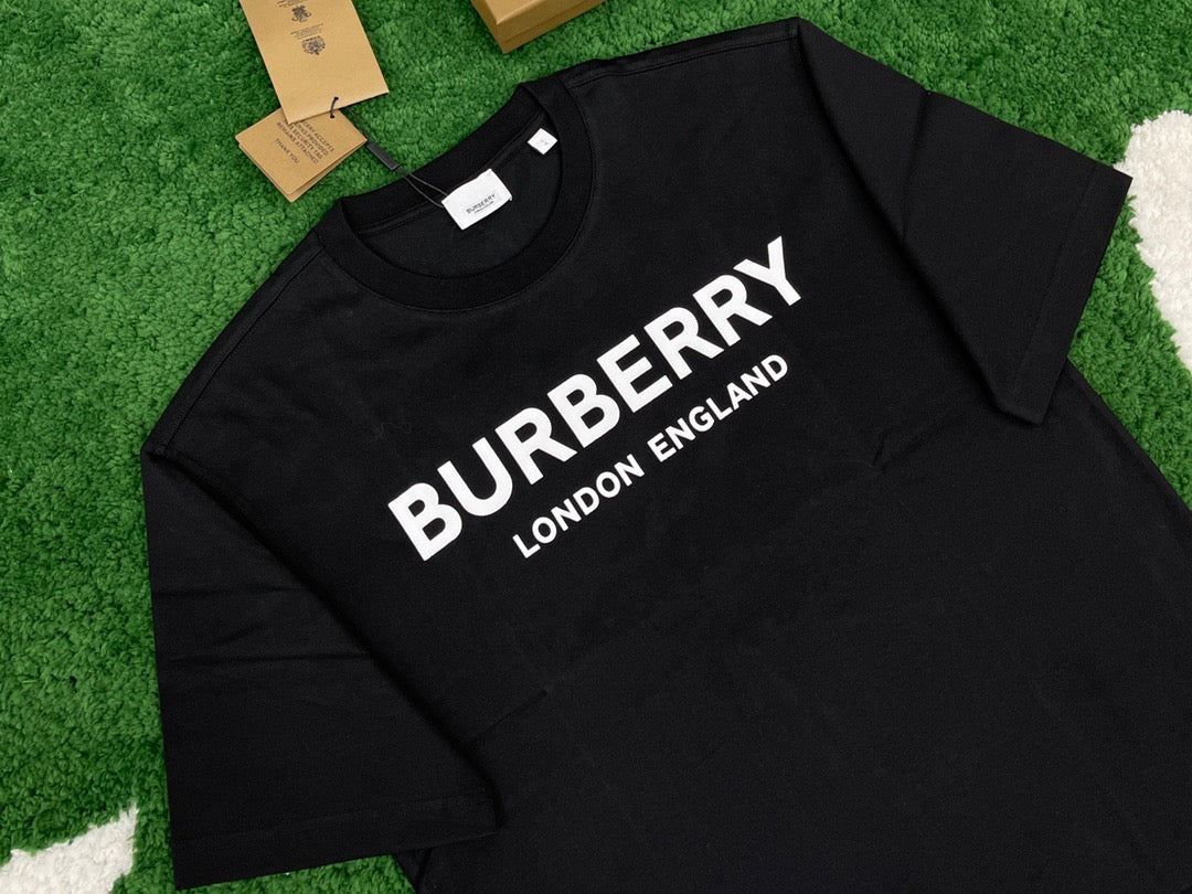 Burberry T-shirt