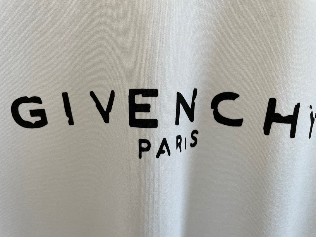 Givenchy T-shirt