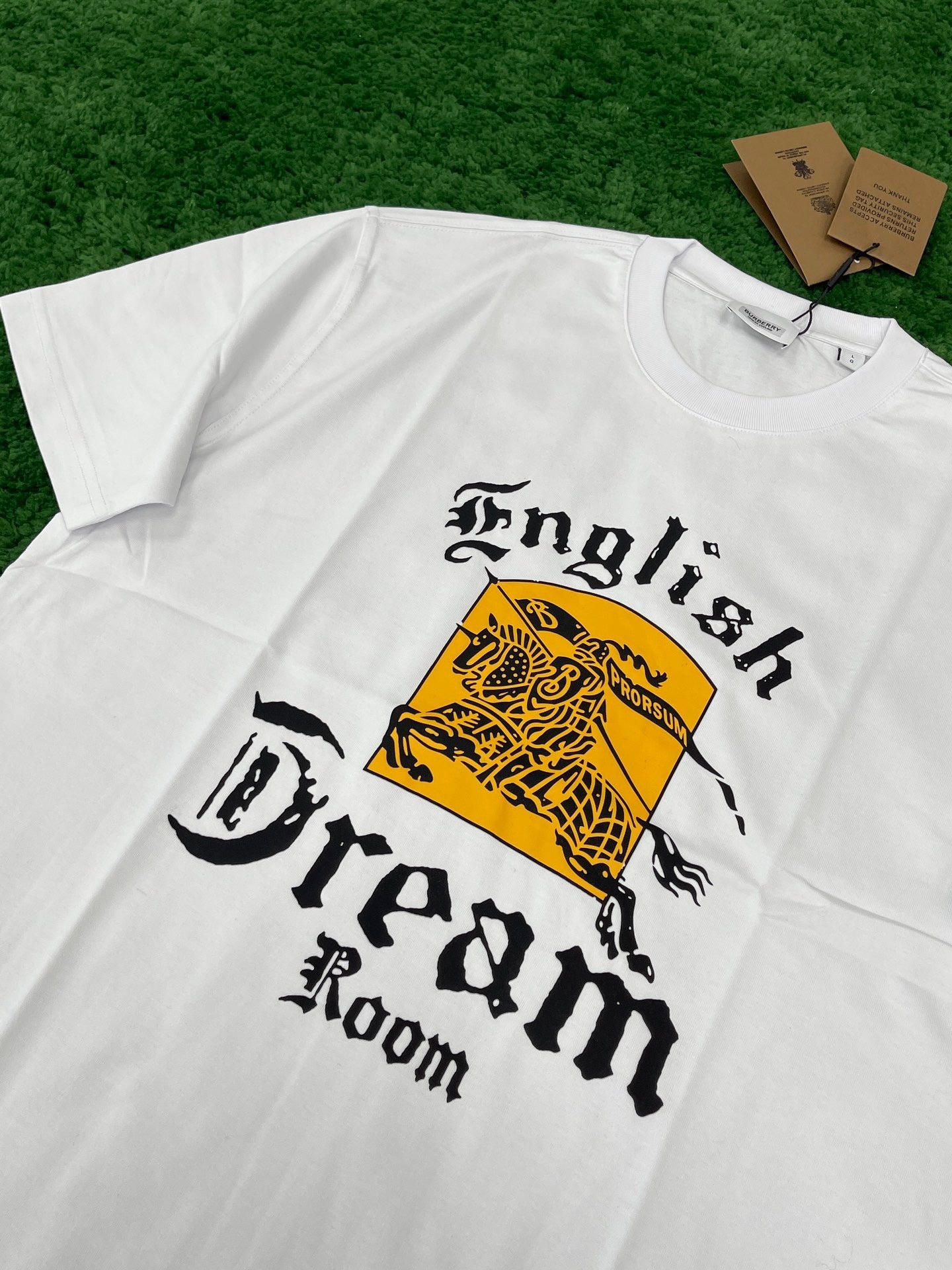 Burberry T-shirt