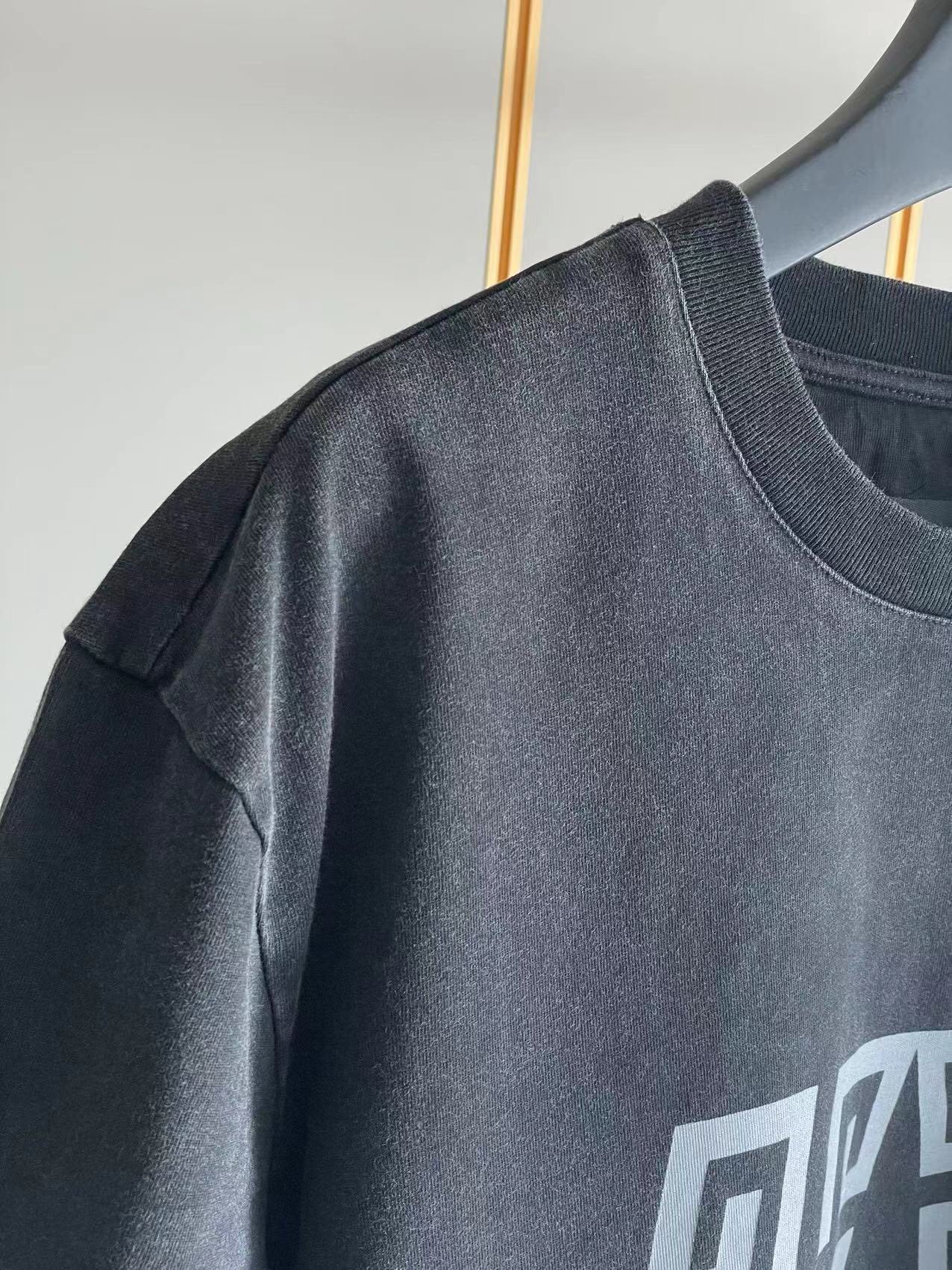 Givenchy T-shirt