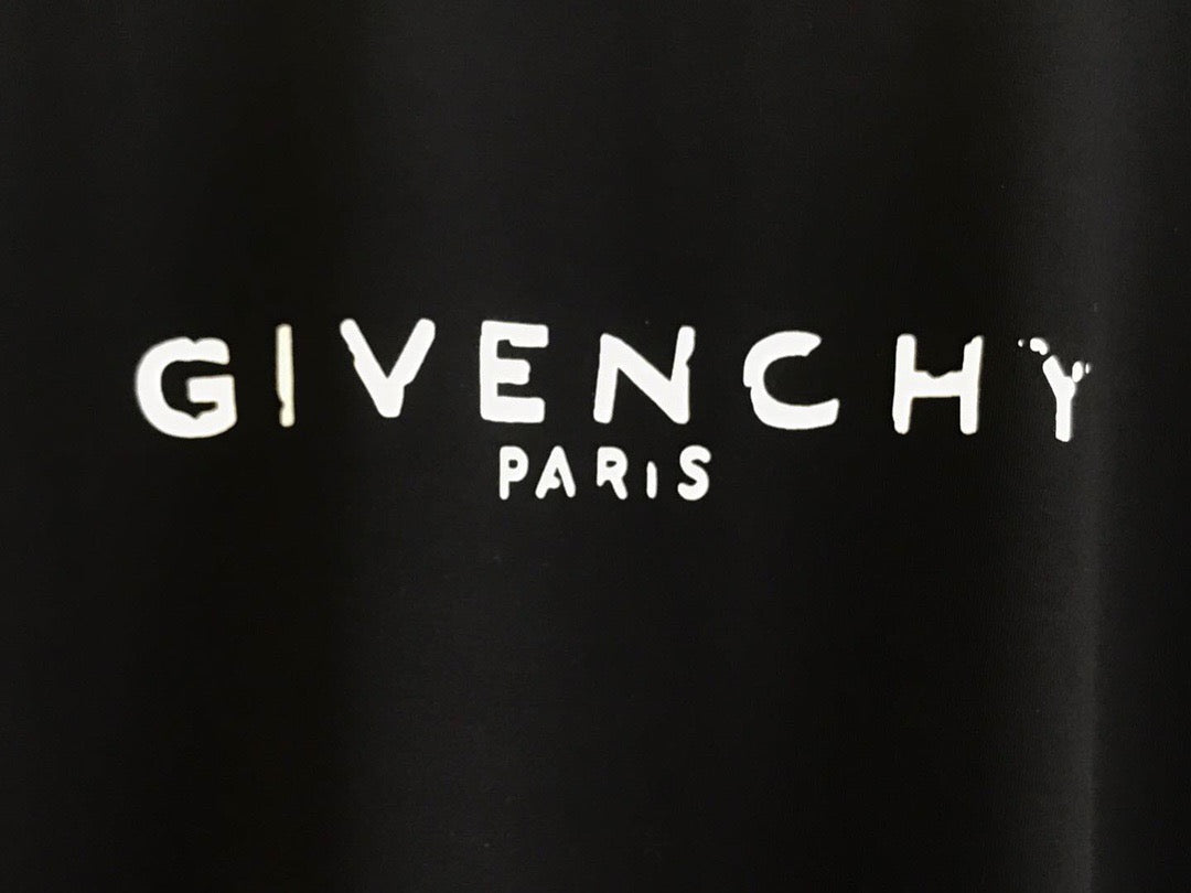 Givenchy T-shirt