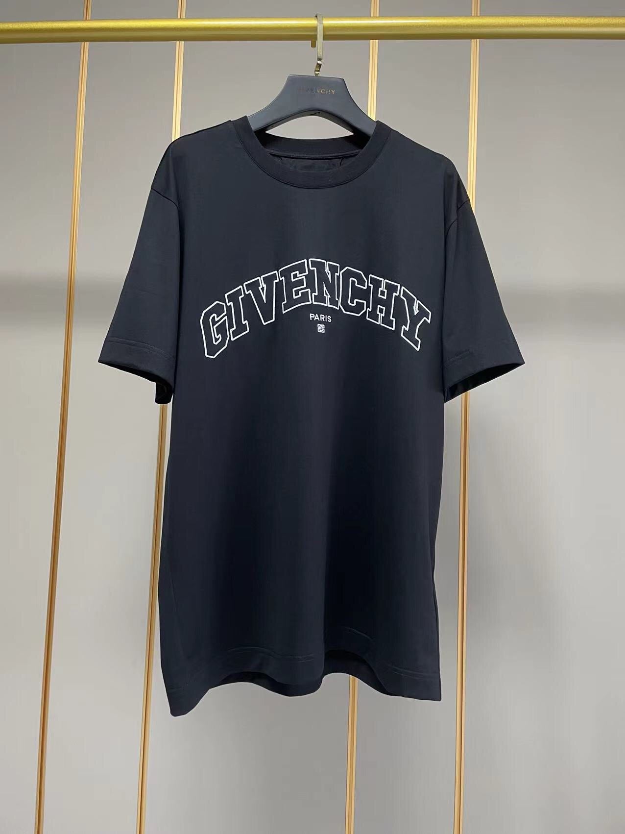 Givenchy T-shirt
