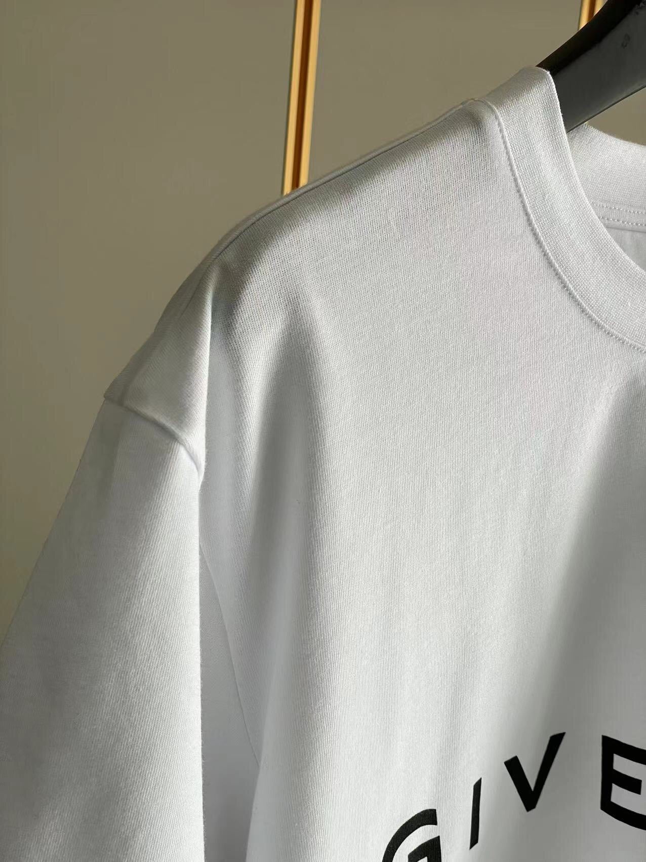 Givenchy T-shirt