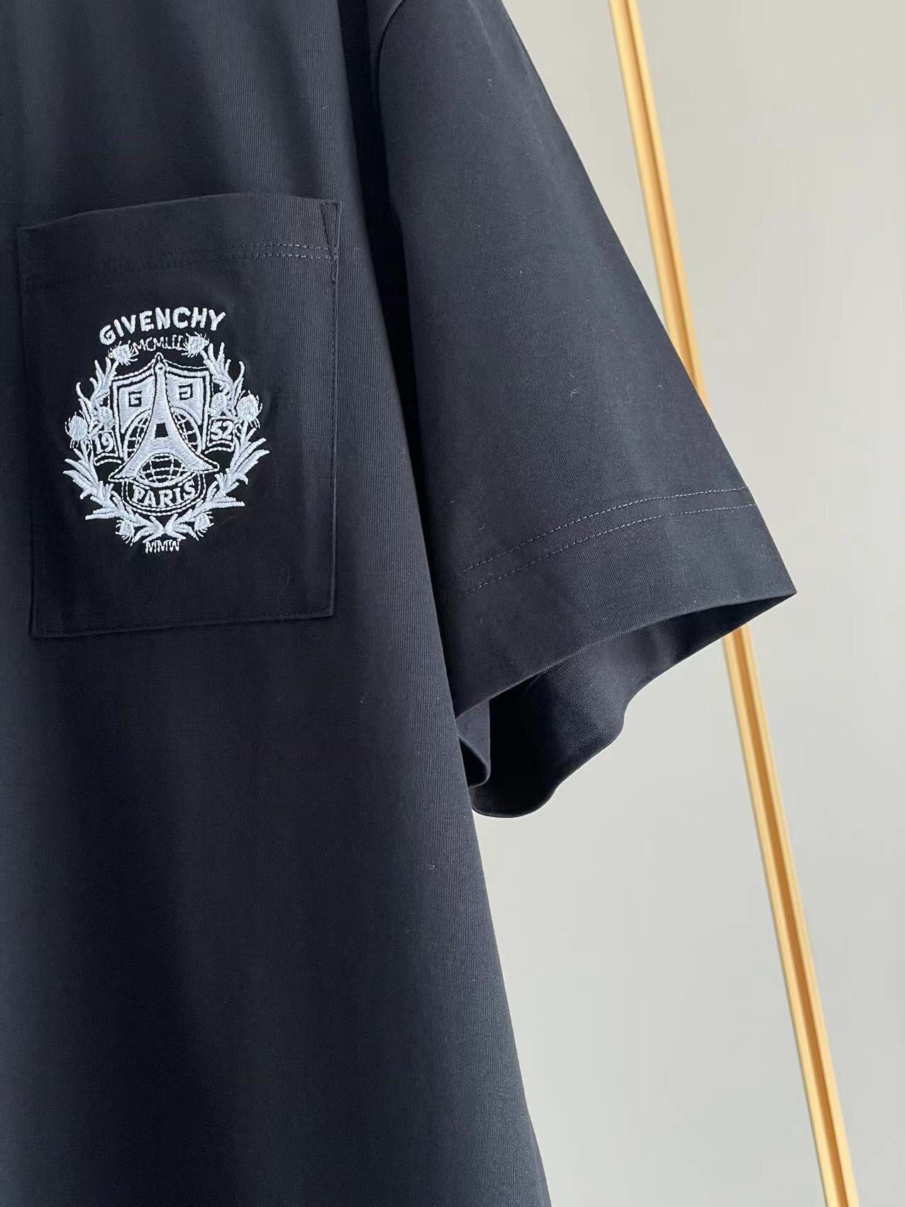 Givenchy T-shirt