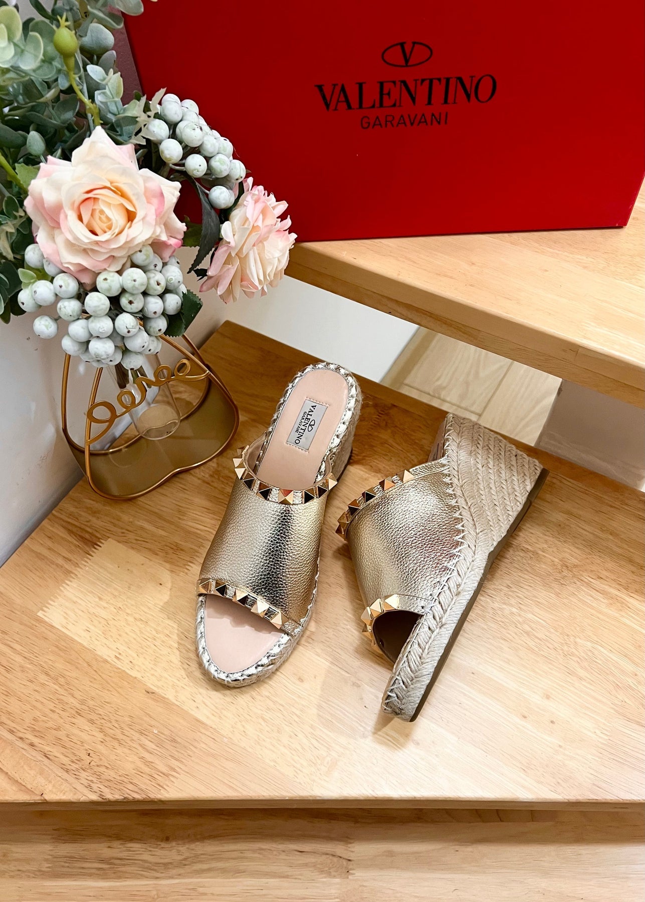 LACE-UP WEDGE SANDALS IN SILVER CALFSKIN WITH STUDS
