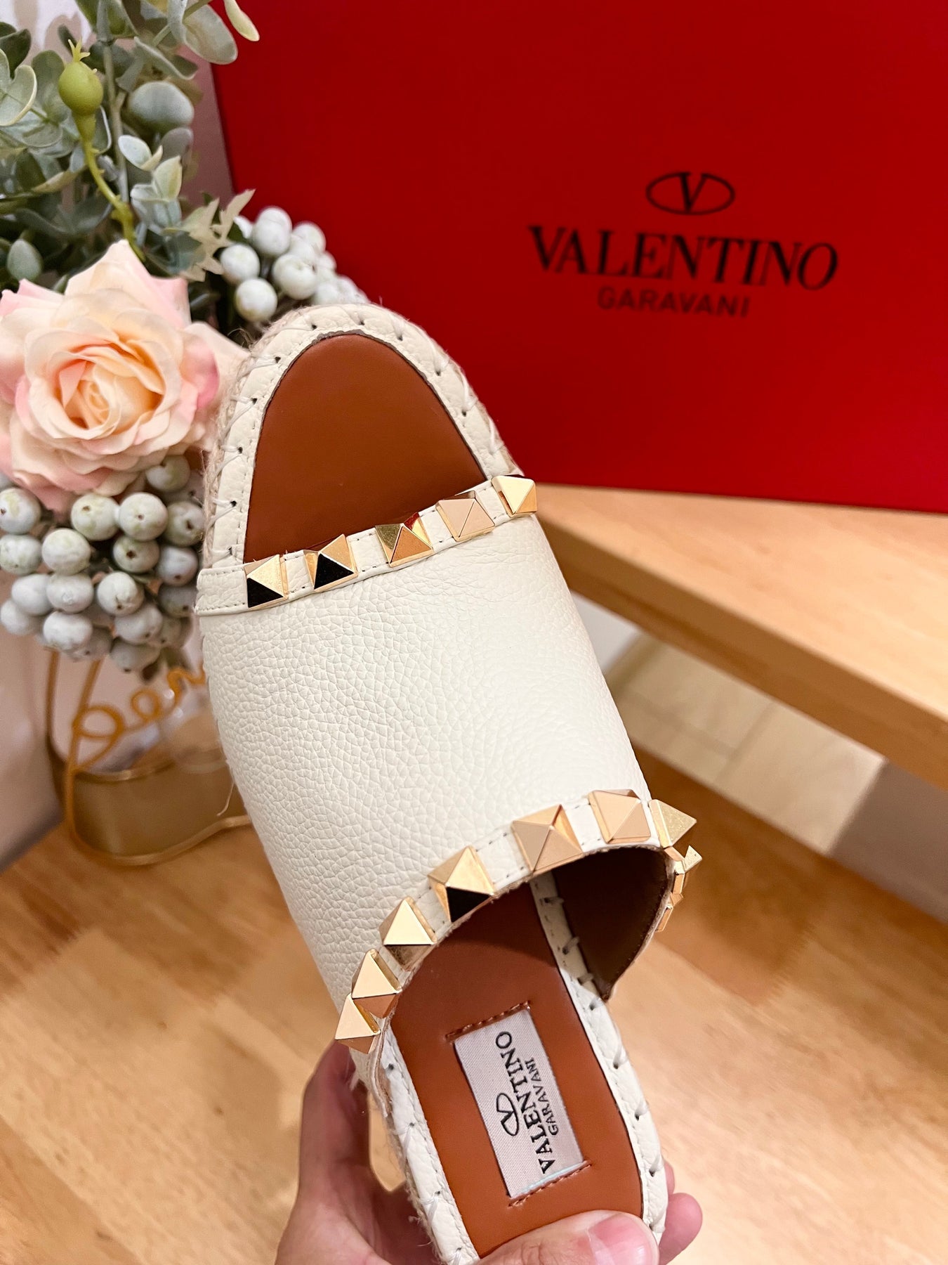 LACE-UP WEDGE SANDALS IN WHITE CALFSKIN WITH STUDS