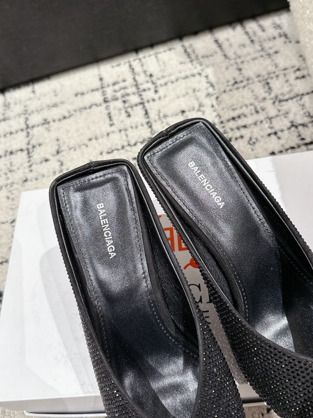 KNIFE 65MM HIGH MULE IN BLACK SUEDE ATTACHED FULL CRYSTALS