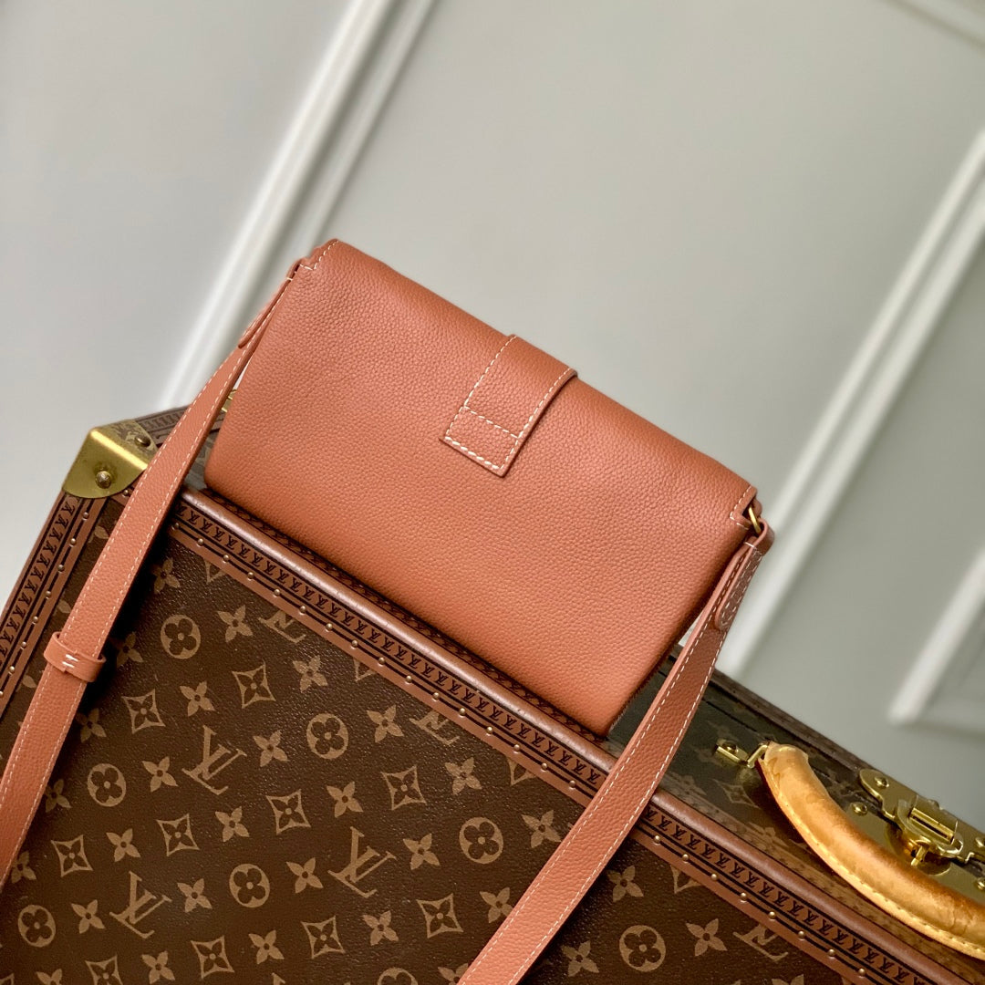LOW KEY BAG 22 IN COGNAC BROWN CALFSKIN