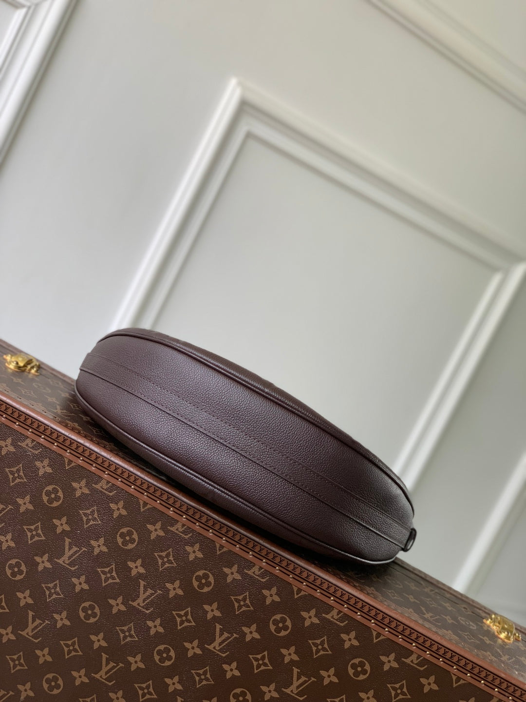 LOOP HOBO 38 IN DARK BROWN MONOGRAM EMPREINTE CALFSKIN EMBOSSED LOGO