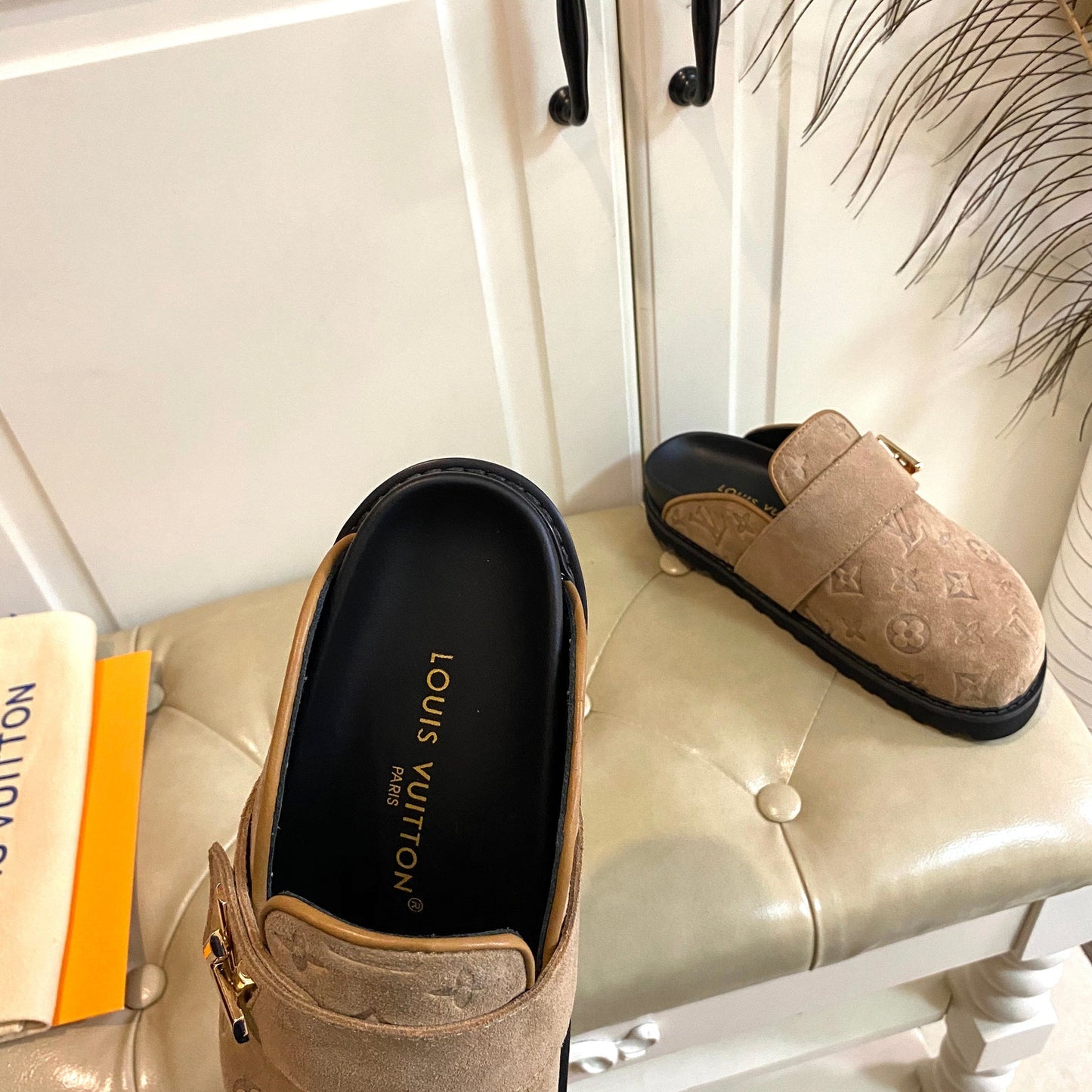 COSY FLAT COMFORT CLOG IN CIDER BROWN EMBOSSED SUEDE