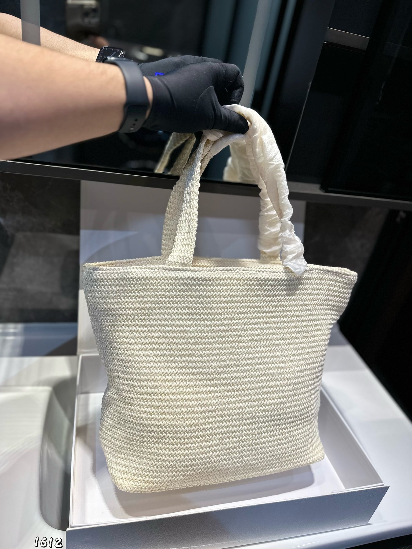 EMBROIDED LOGO TOTE BAG 30 IN WHITE WOVEN RAFFIA