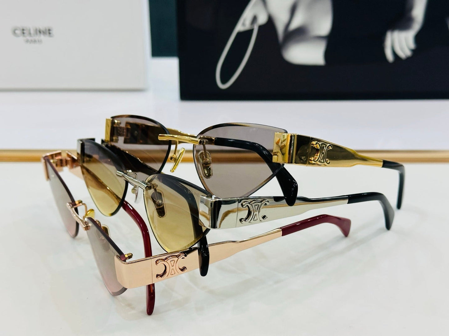 CAT EYE SUNGLASSES CL42122U IN METAL