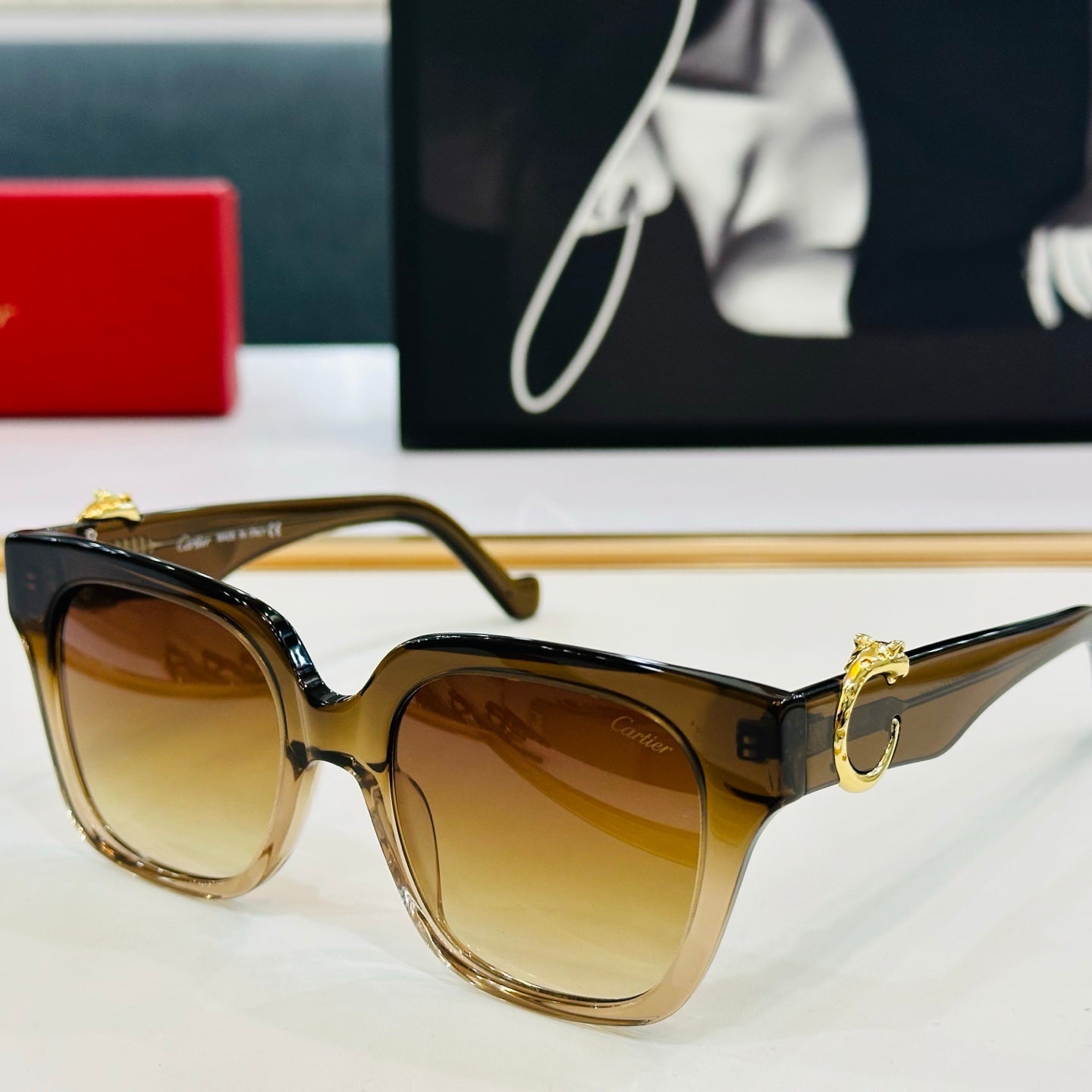 PANTHÈRE SQUARE FRAME SUNGLASSES 575857 IN ACETATE