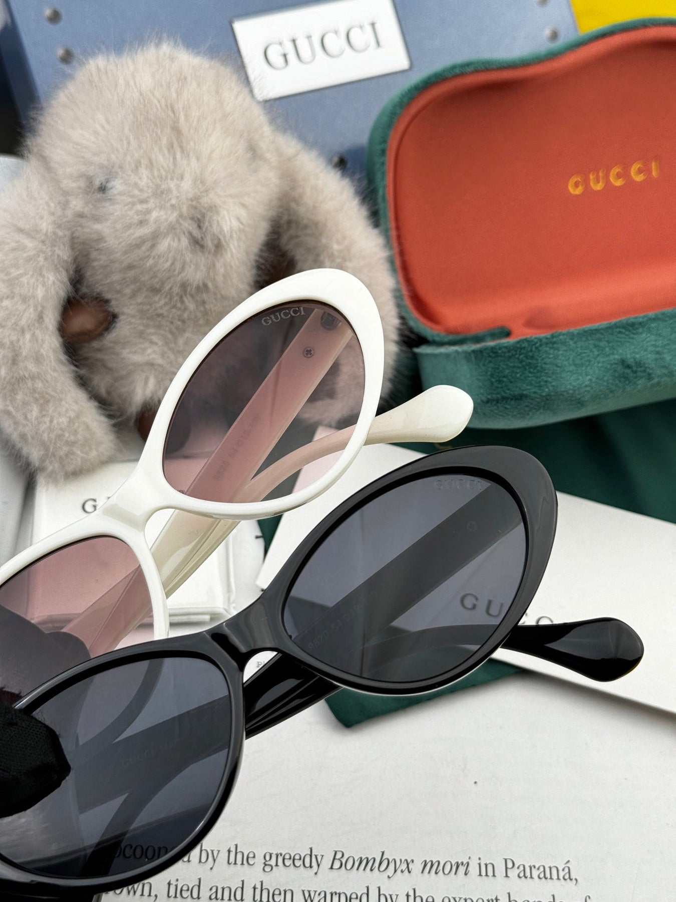 OVAL FRAME SUNGLASSES G0982 IN ACETATE