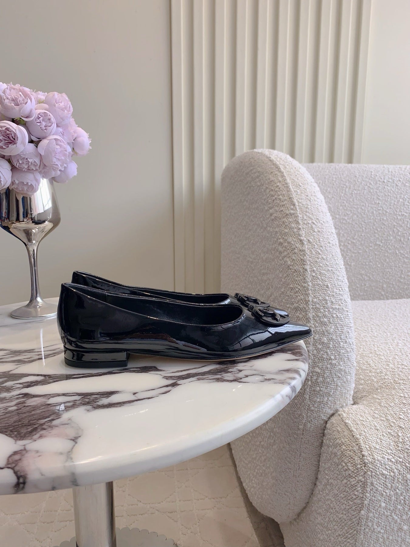 FLAT PUMP 2 CM IN BLACK PATENT CALFSKIN